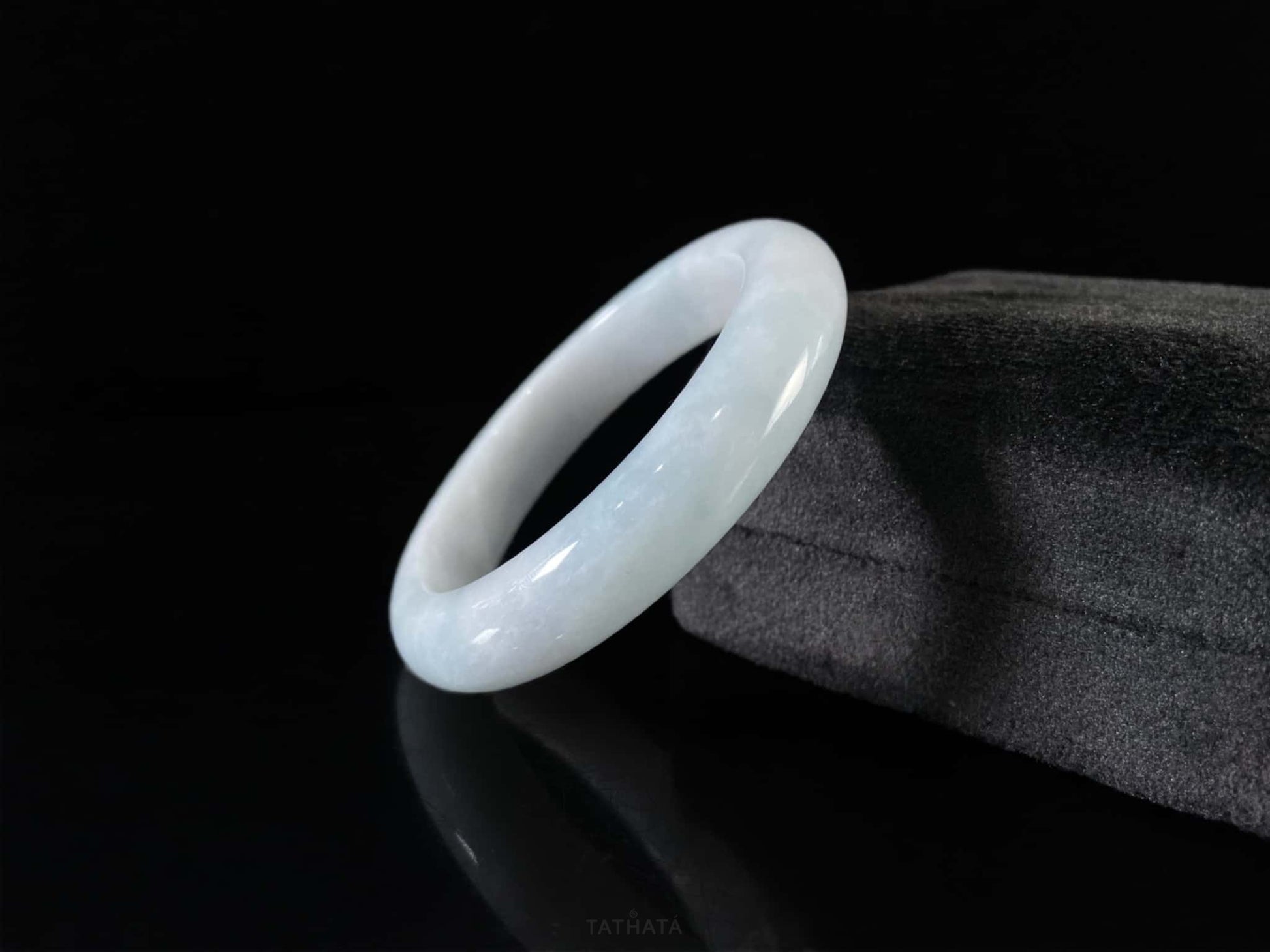 Dreamy Misty Blue · Nature Burmese Jadeite Peace Bangle