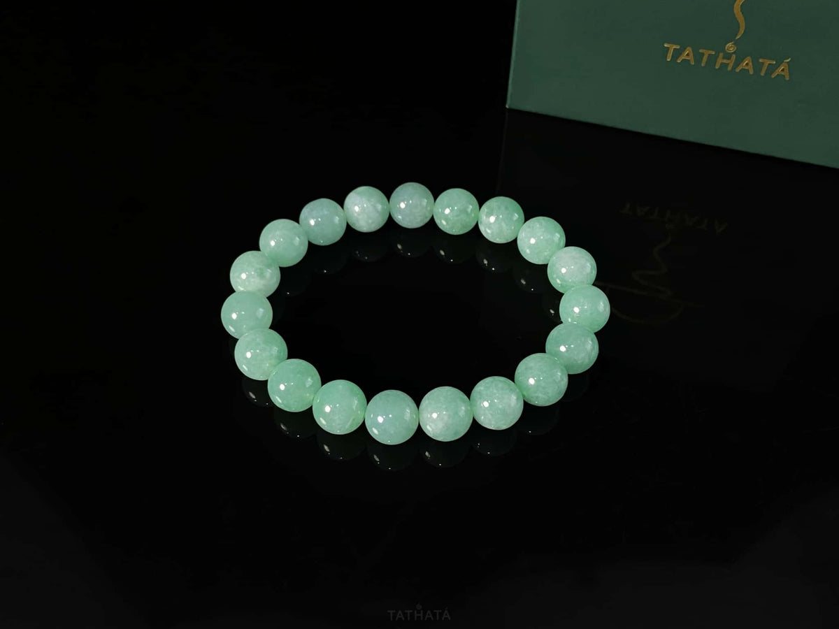 Handpicked 💚 Silky Meadow Green Halo · Nature Burmese Jadeite Beads Bracelet