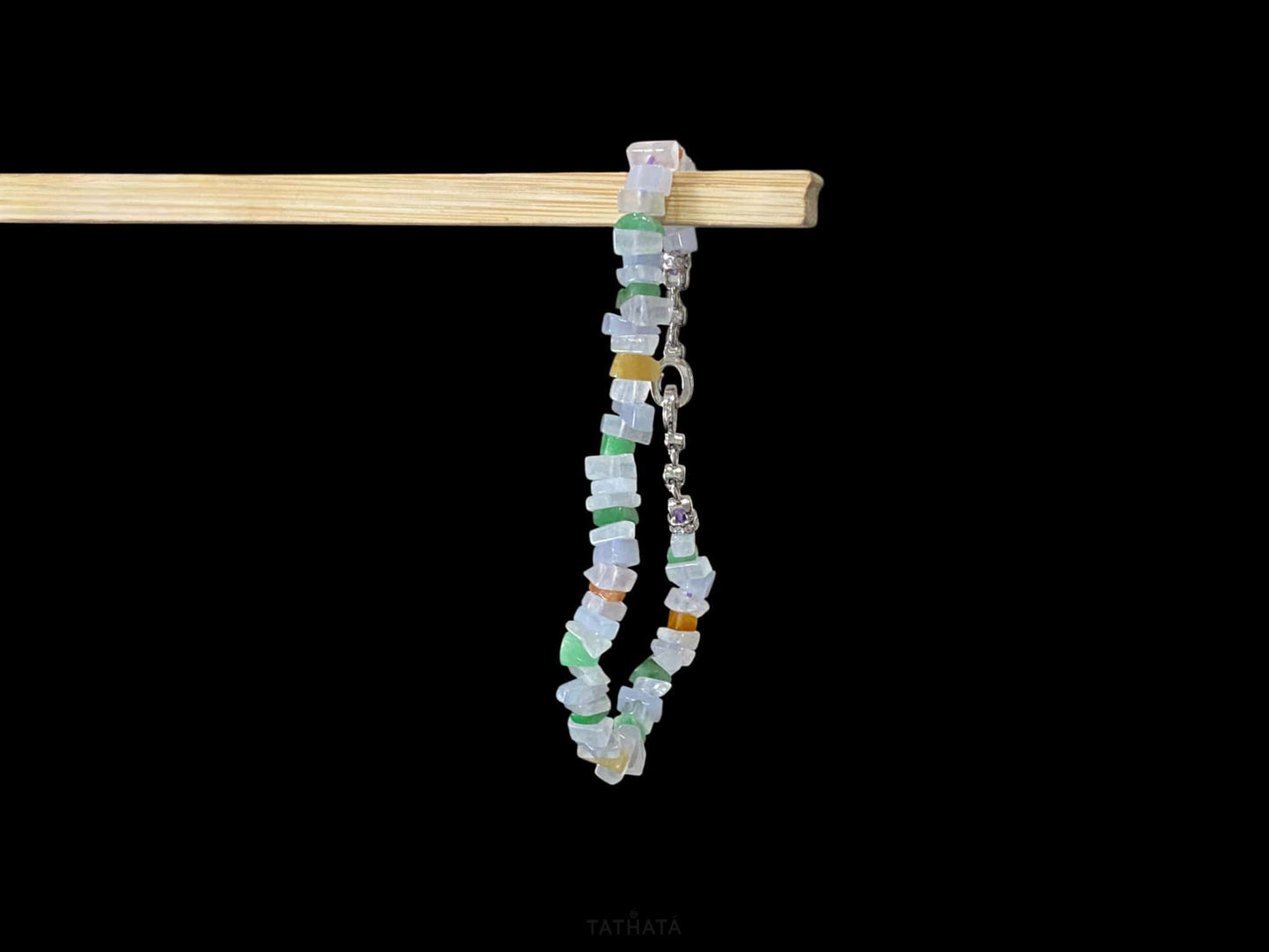 A cloud rainbow chip jadeite beads bracelet.