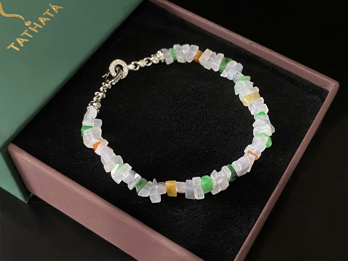 A cloud rainbow chip jadeite beads bracelet.