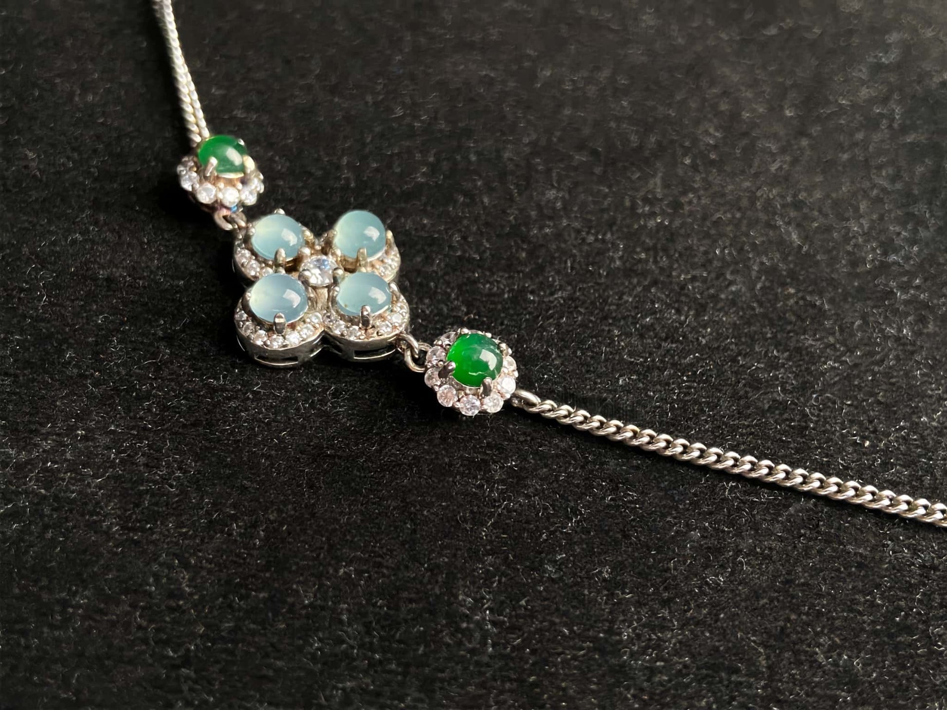 A sky green clover jadeite bracelet.