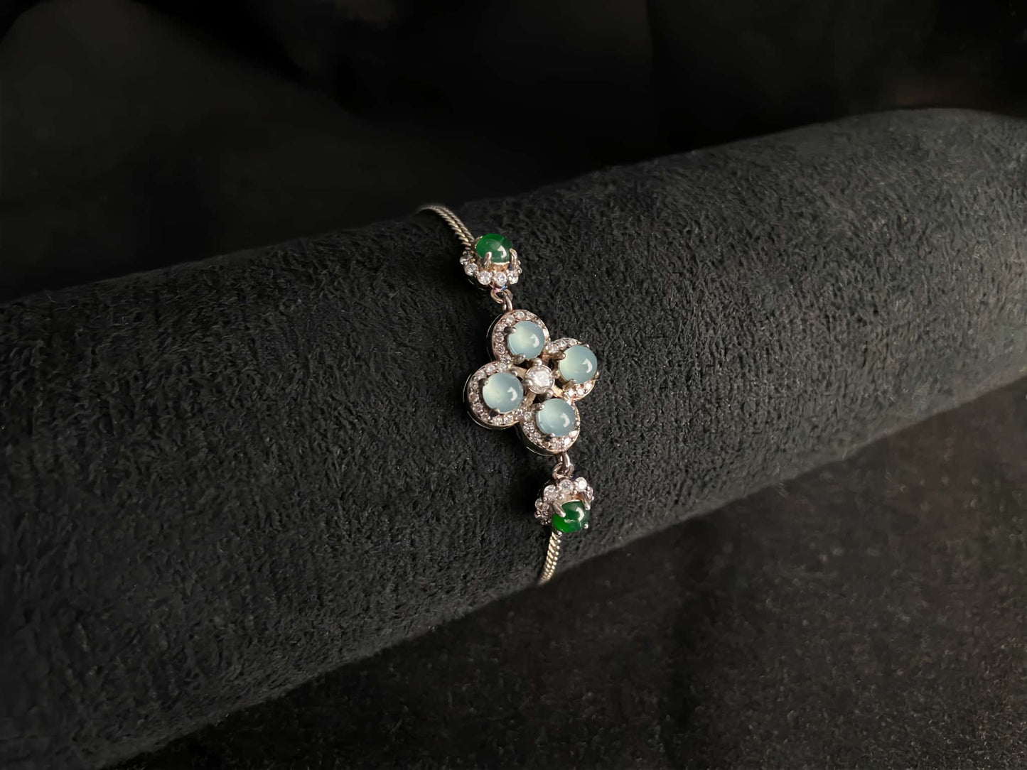 A sky green clover jadeite bracelet.