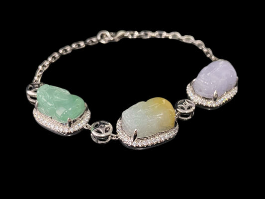 A rainbow Pixiu fortune jadeite bracelet.