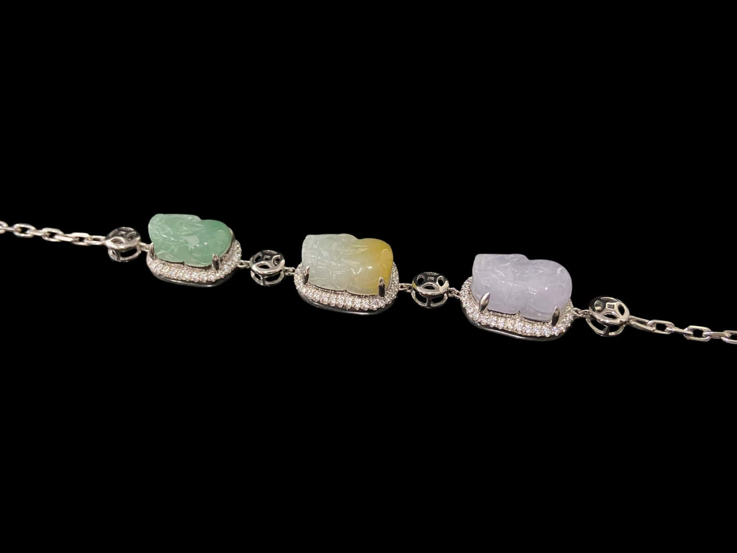 A rainbow Pixiu fortune jadeite bracelet.
