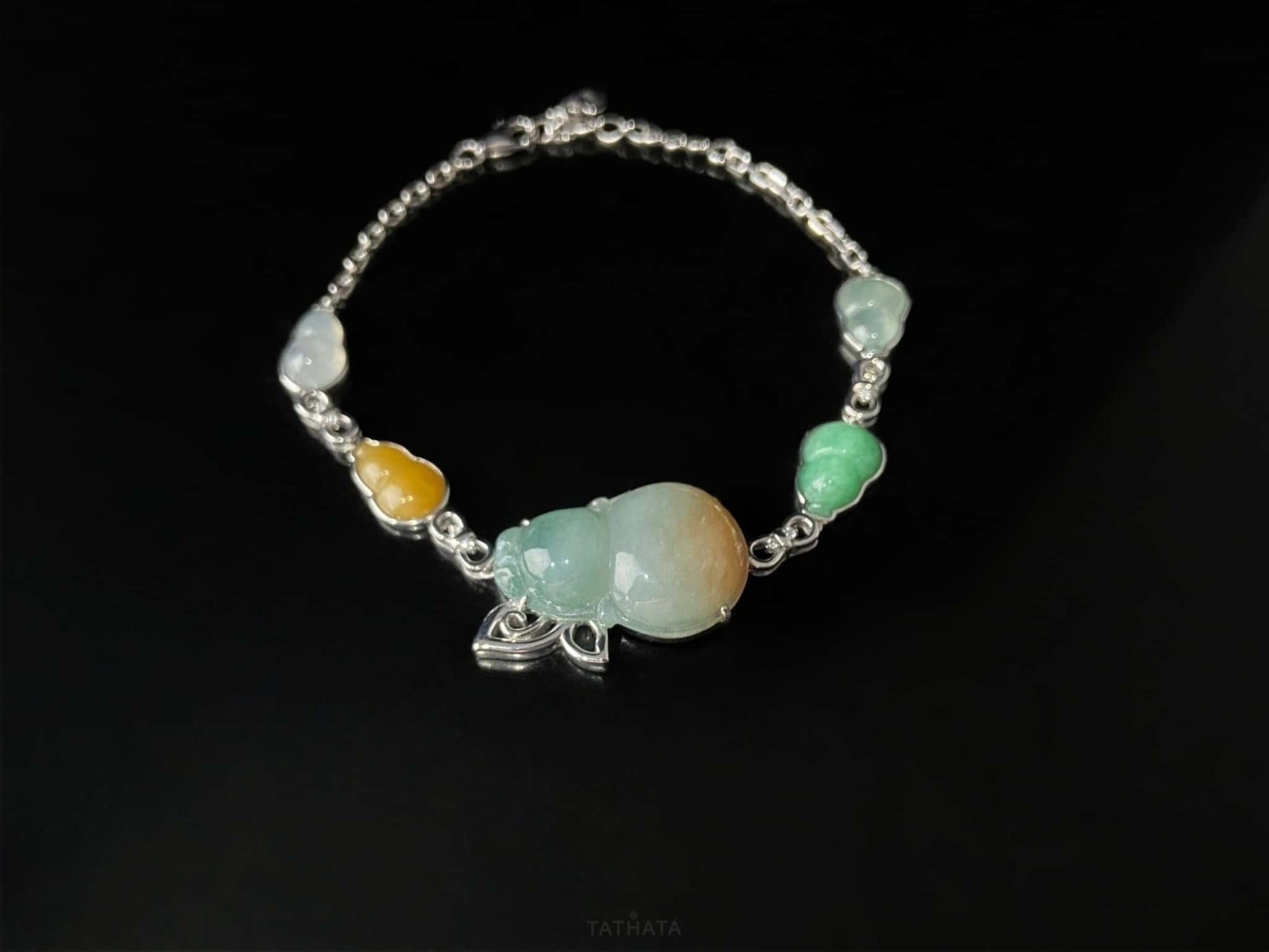 Three-Color Bestows Fortune and Prosperity · Nature Burmese Jadeite Bracelet