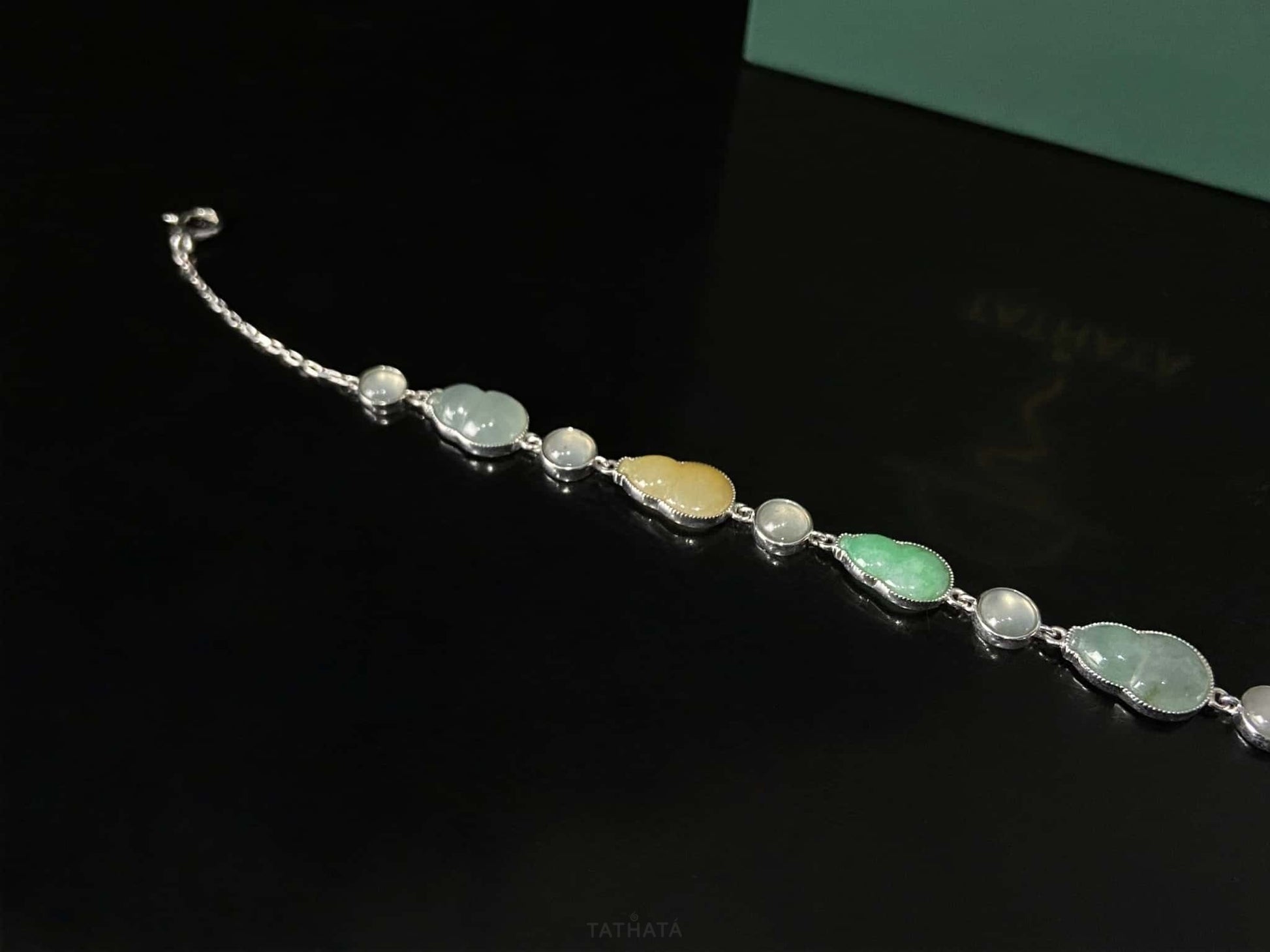 Pastel Aurora Gourd · Nature Burmese Jadeite Bracelet