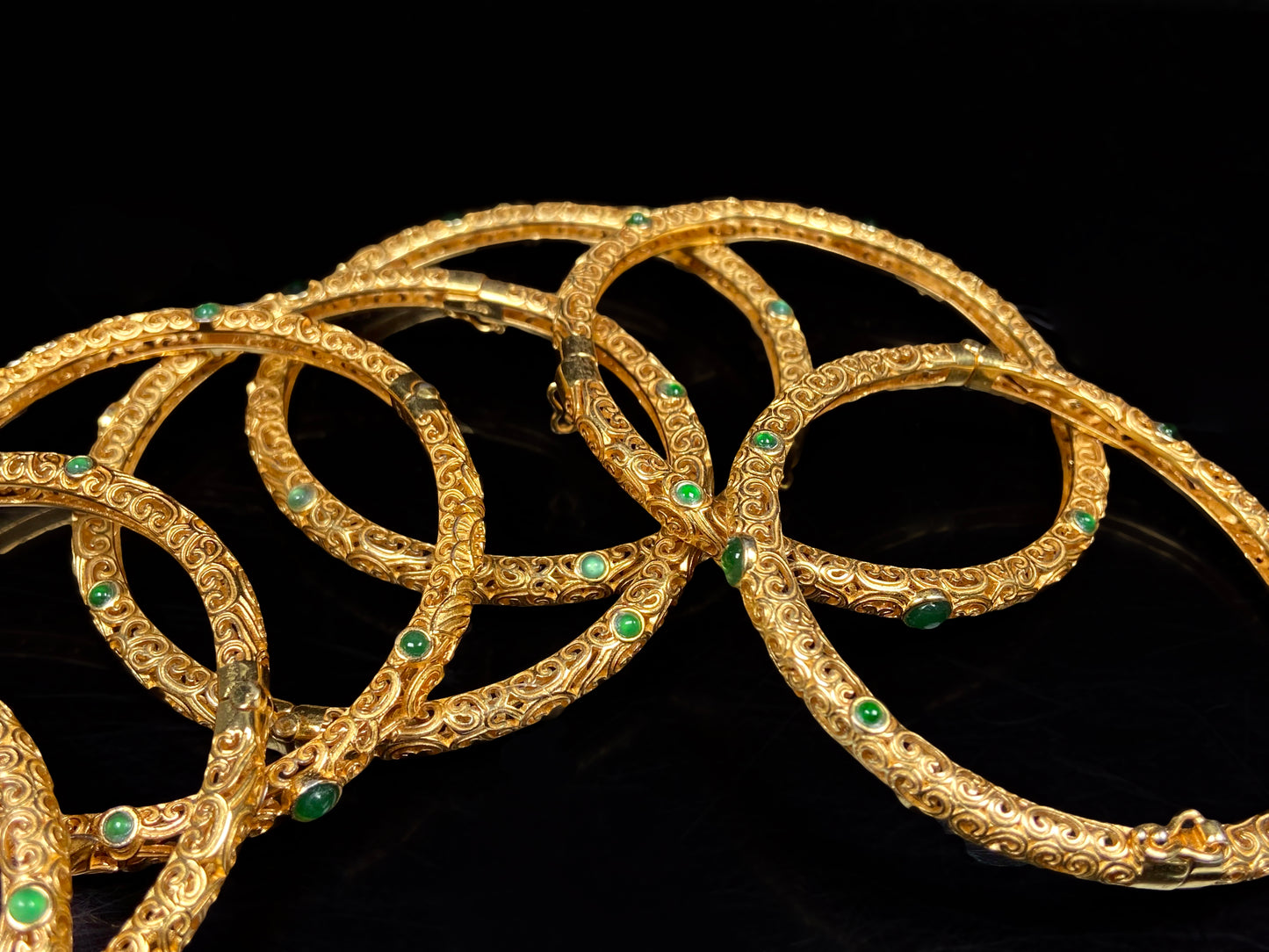 Gilded Cloud with Green Beads · Nature Burmese Jadeite Bangle