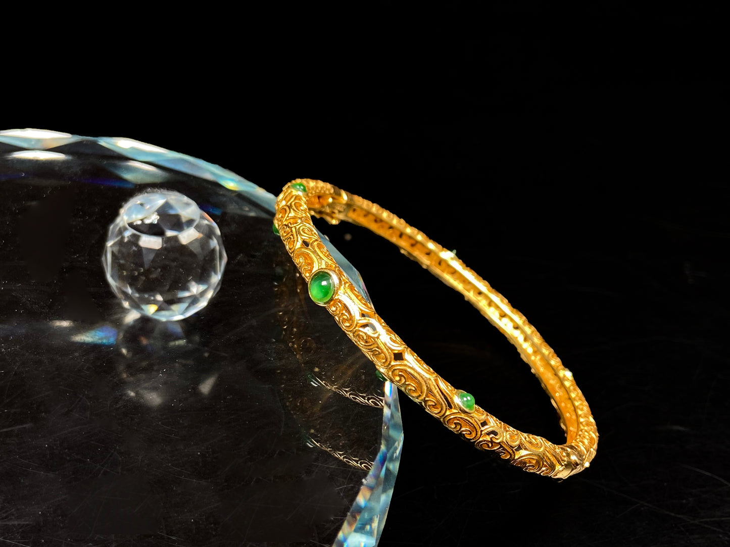 Gilded Cloud with Green Beads · Nature Burmese Jadeite Bangle