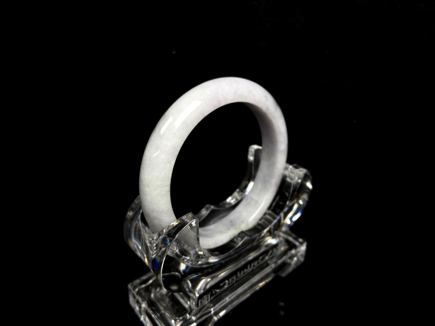 A mossy cloud hush jadeite bangle.