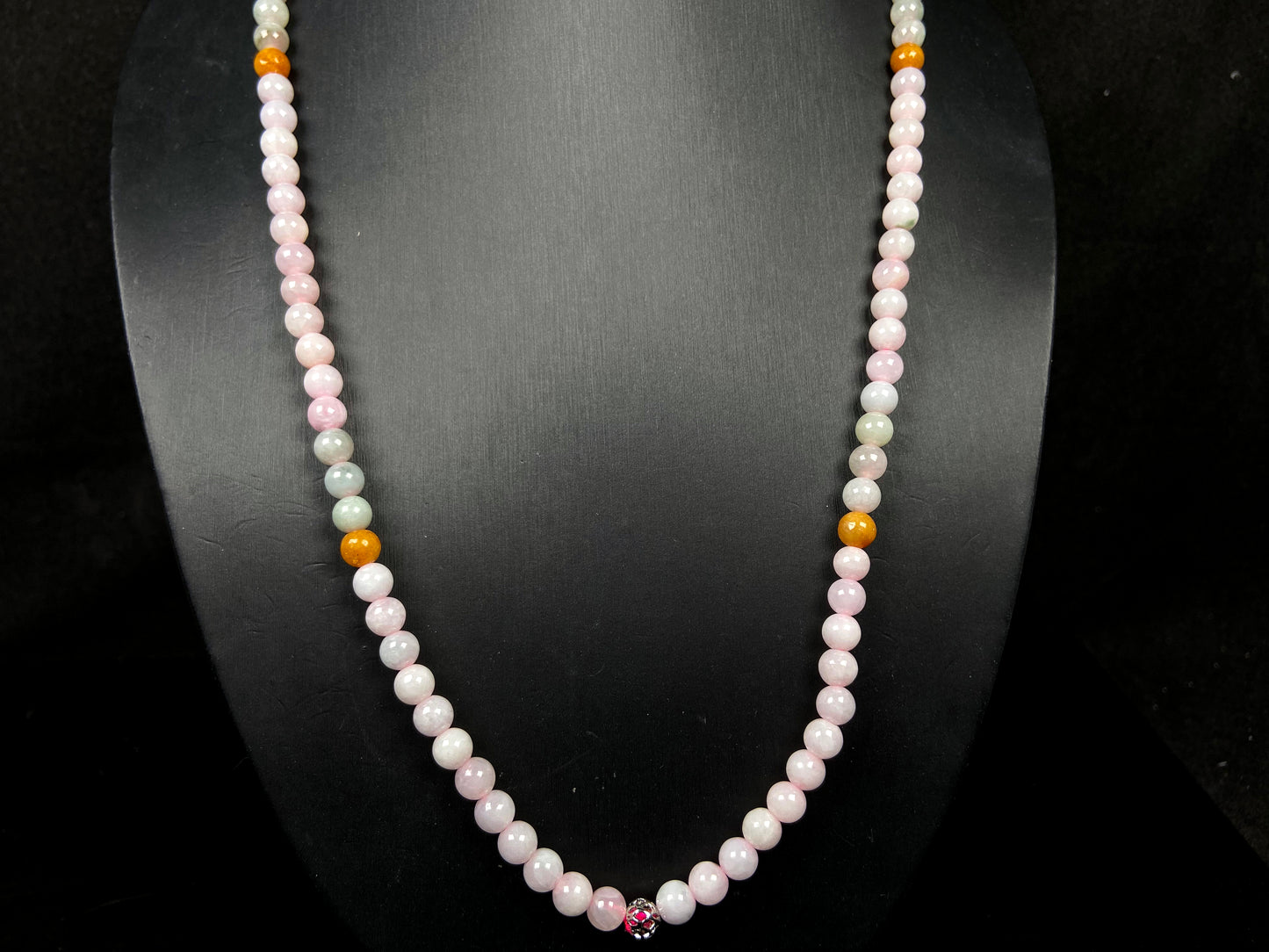 A honey and milky white harmony jadeite beads necklace.