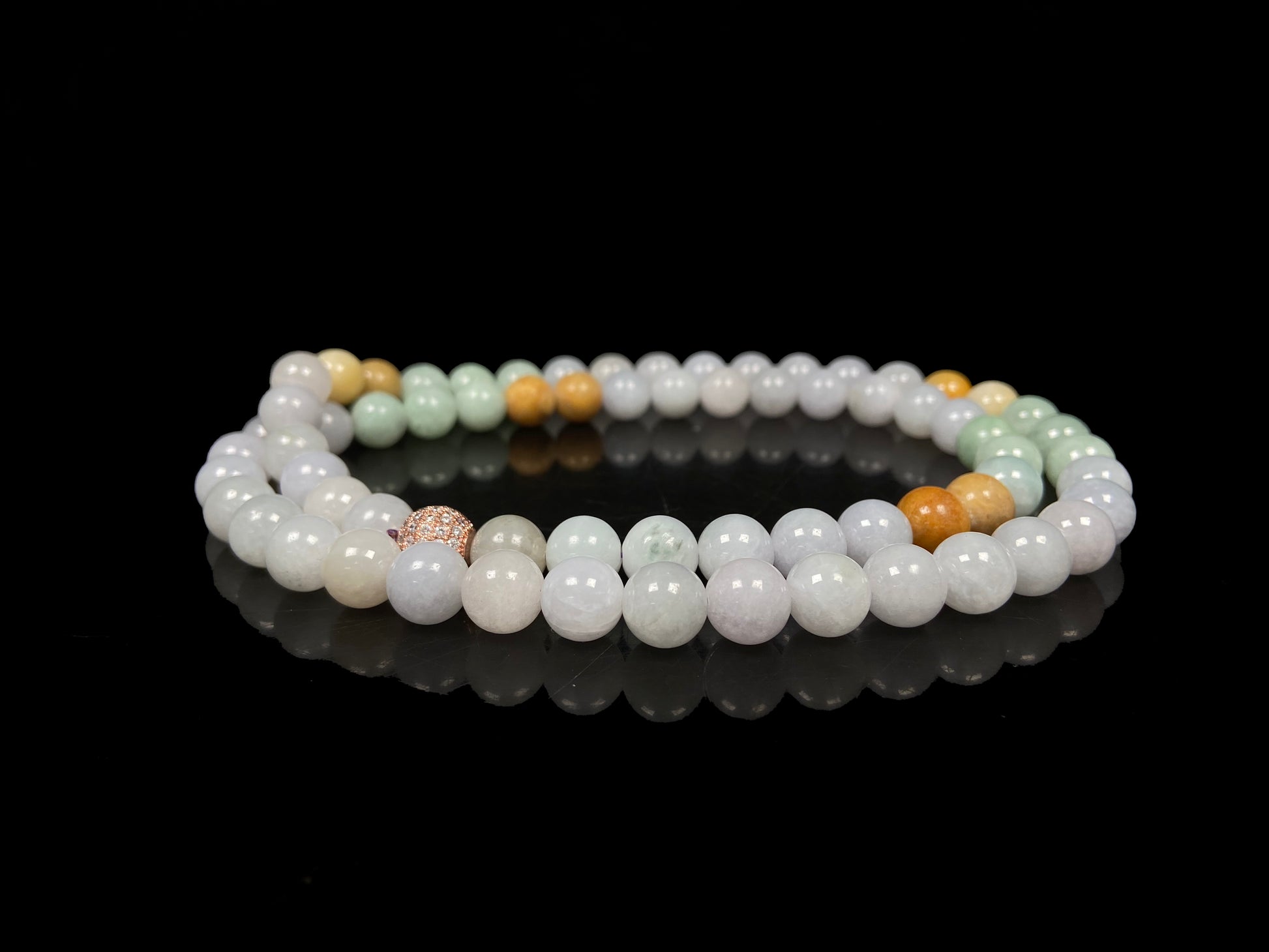 A milky candy tricolor jadeite beads necklace.