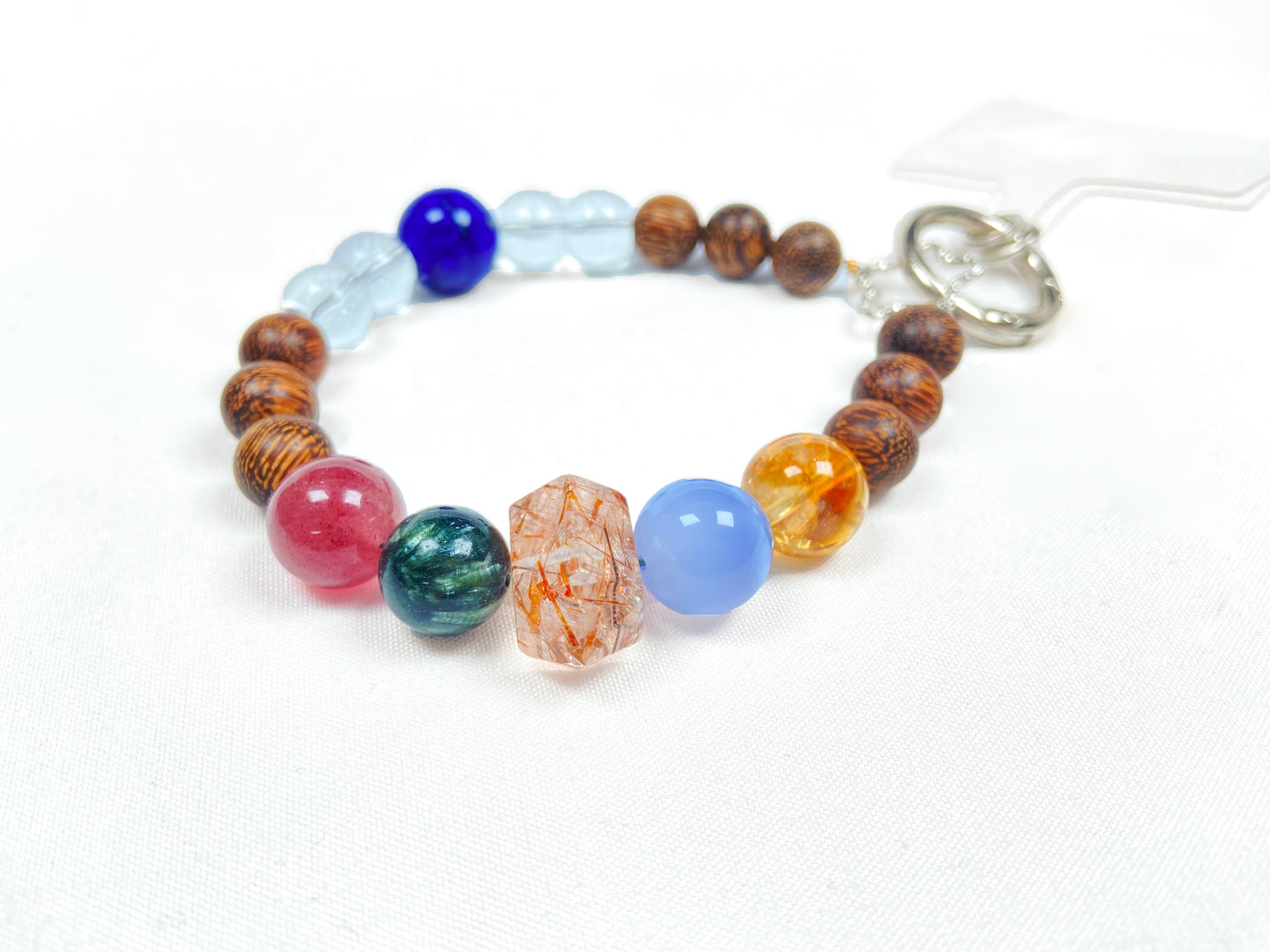 Five Elements in Your Palm: The Crystal Phone Chain That Balances Your Energy