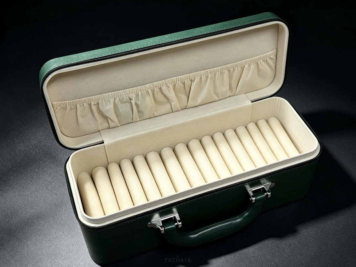 TATHATĀ Exclusive Bangle Jewelry Storage Case · 15 Bangle Slots