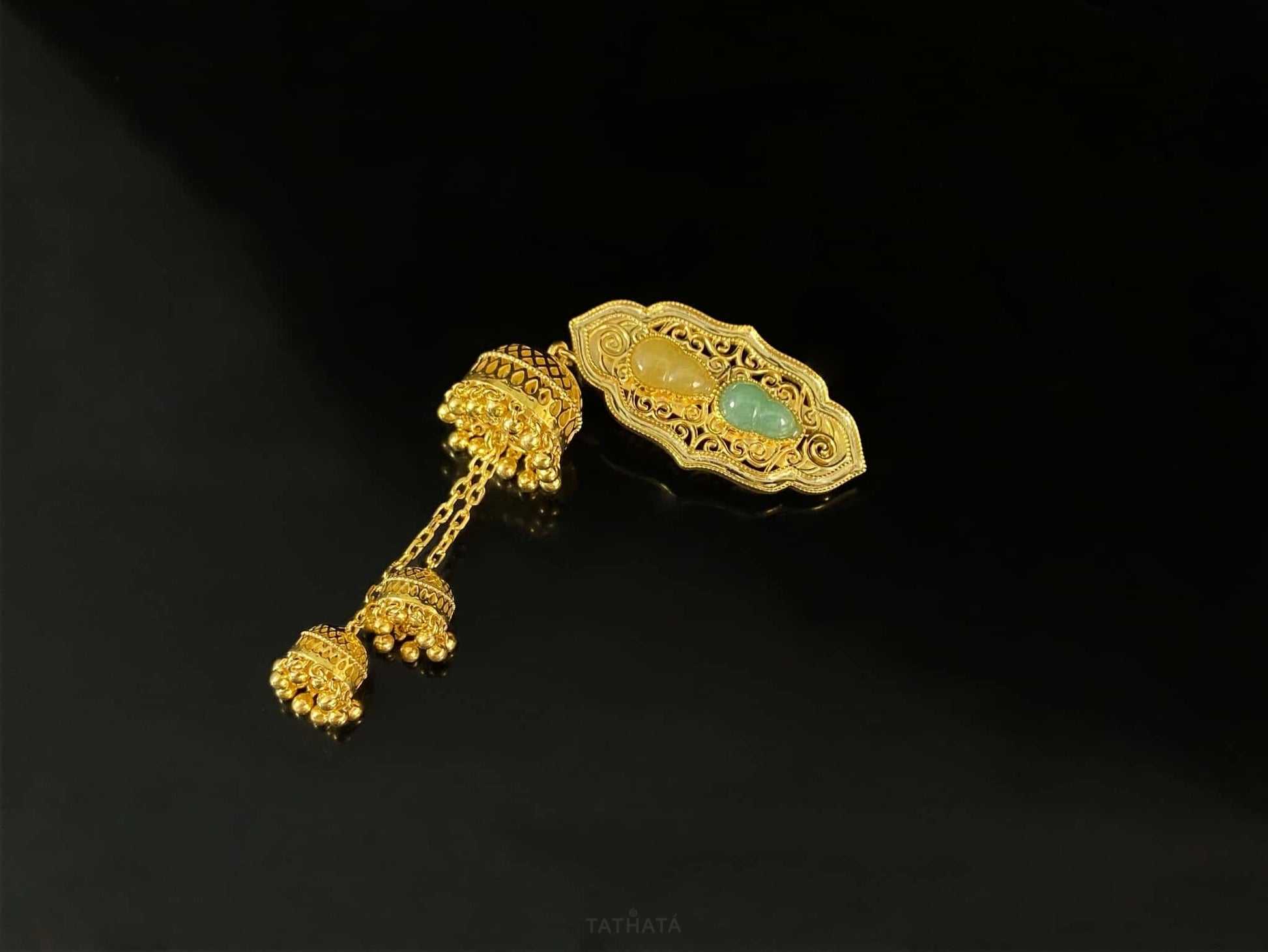 Two- Colour Vintage Court Style · Nature Guatemalan Jadeite Hair Clip