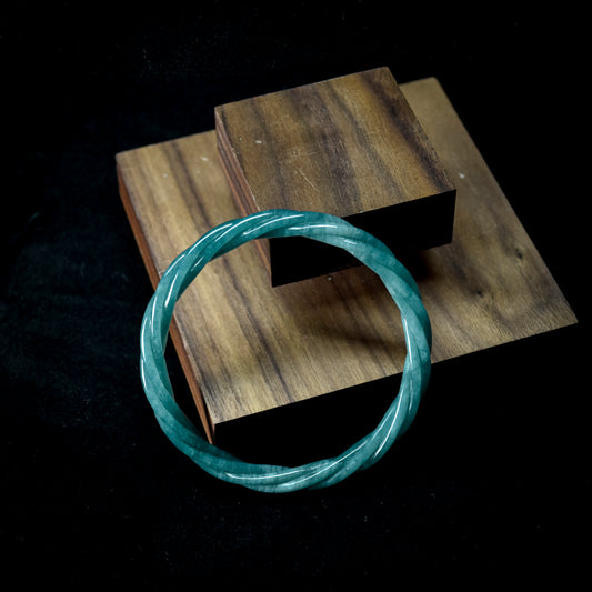 Deep Mystique Jadeite Twist Bangle