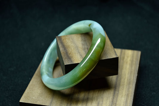 Jadeite Bangle Matchmaking Service
