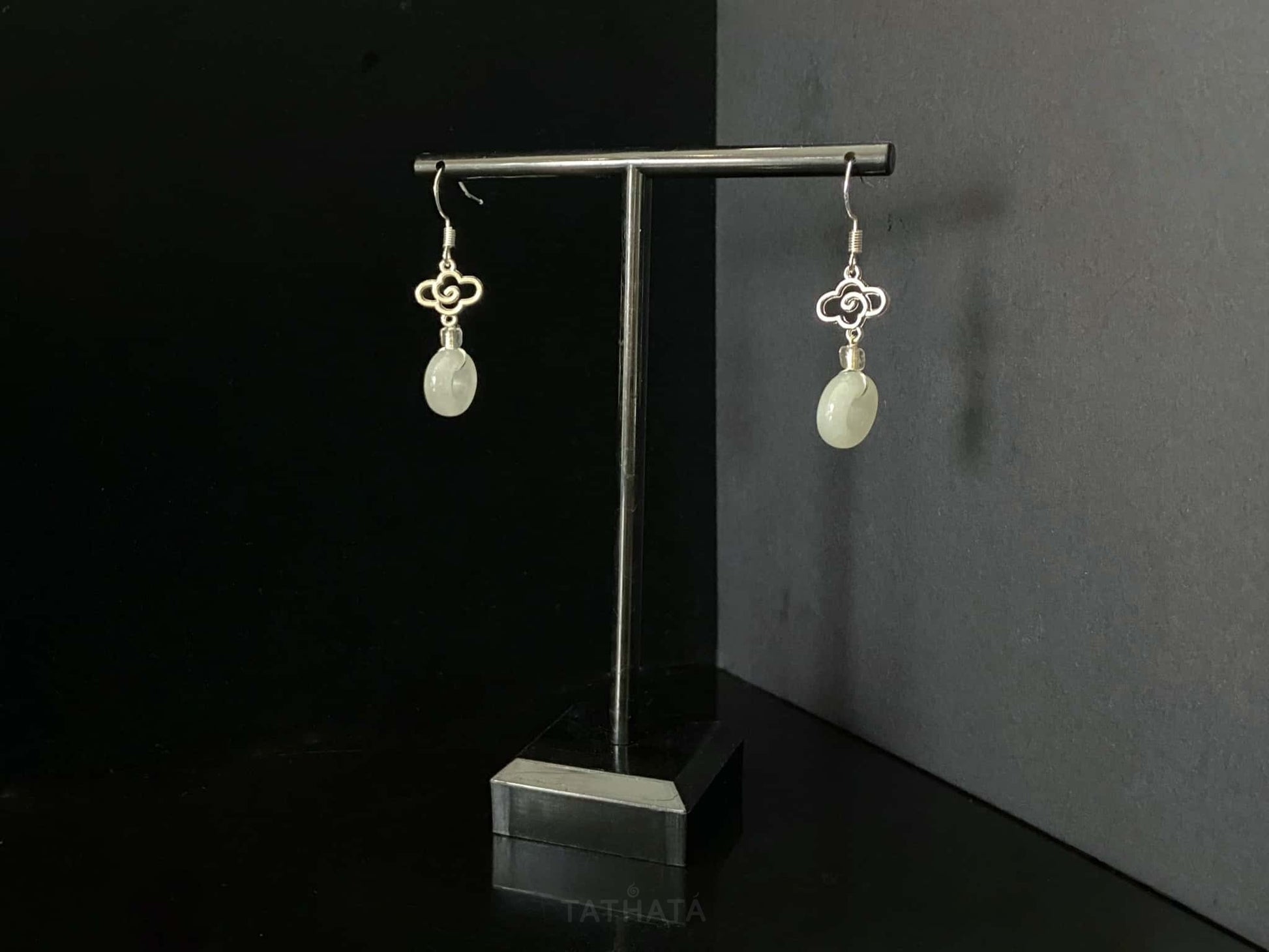Clear Pure white · Nature Burmese Jadeite Earring