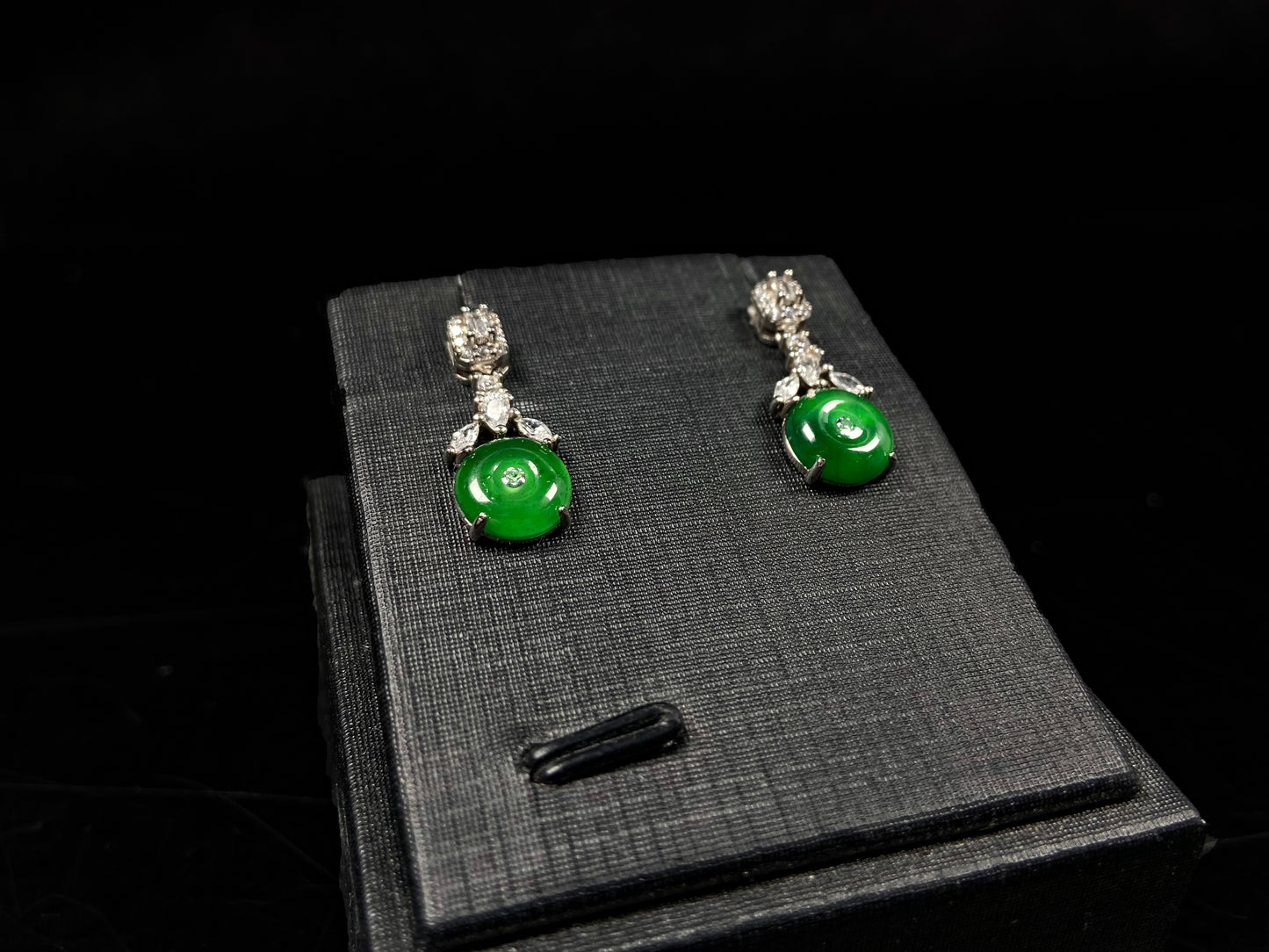 Lucky green buckle jadeite earrings.