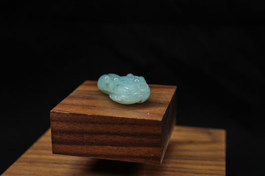 Glowing Jadeite Cabbage Pendant