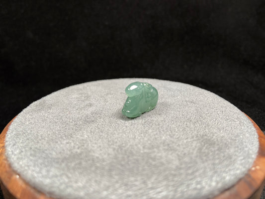 A auspicious green year of the horse loose jadeite.