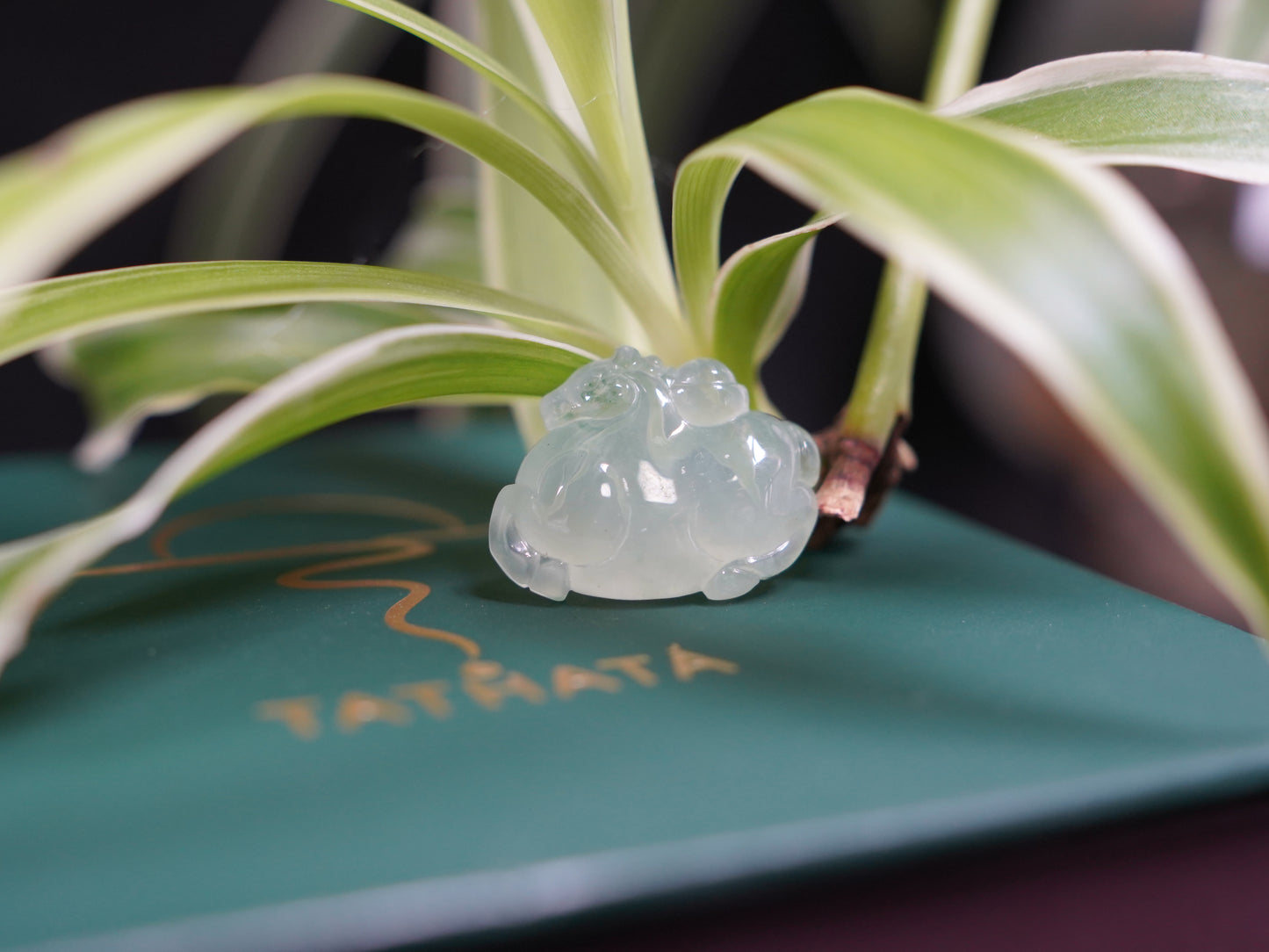 A icy translucent white horse loose jadeite.