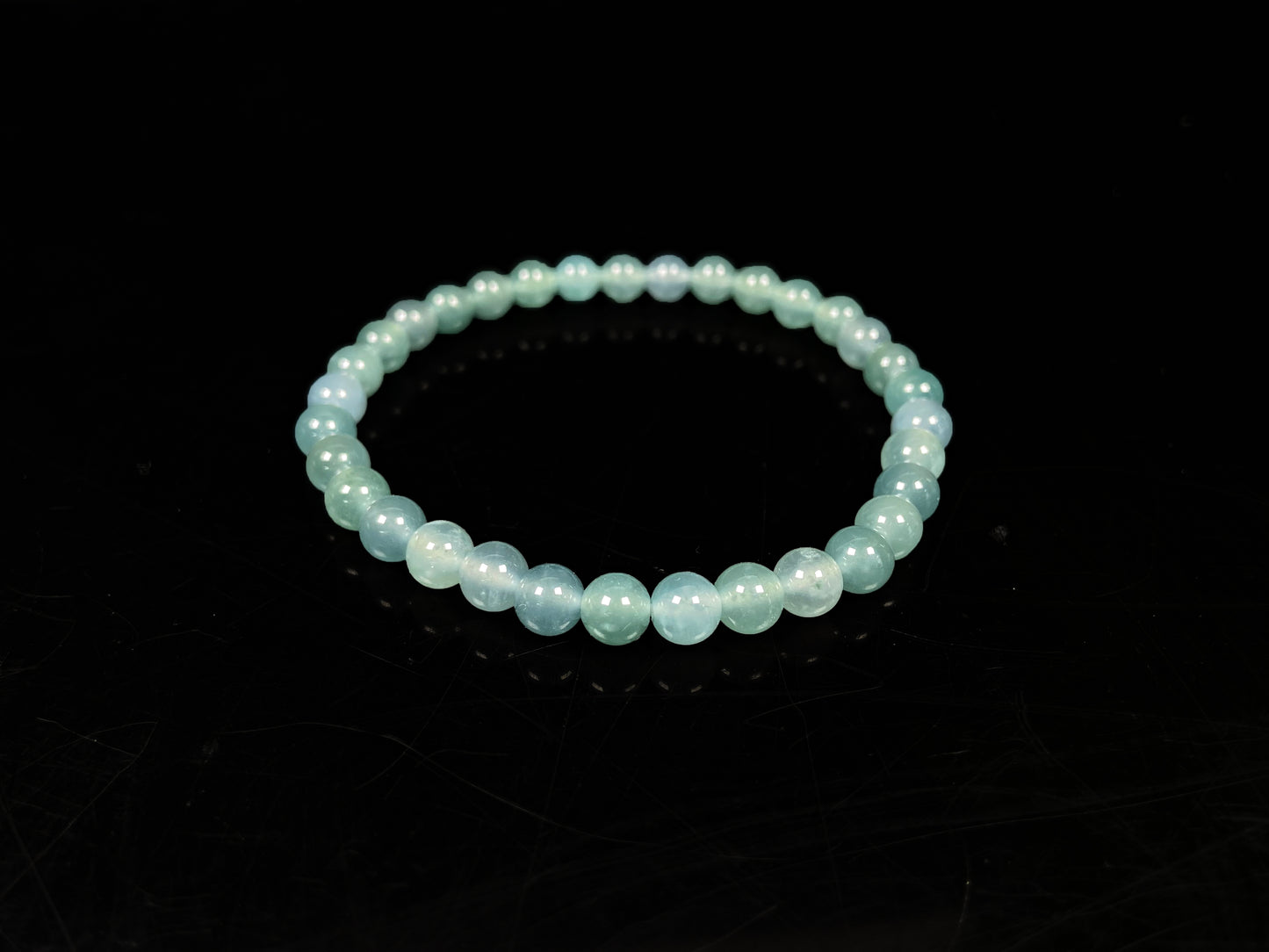 A icy blue repose jadeite beads bracelet.
