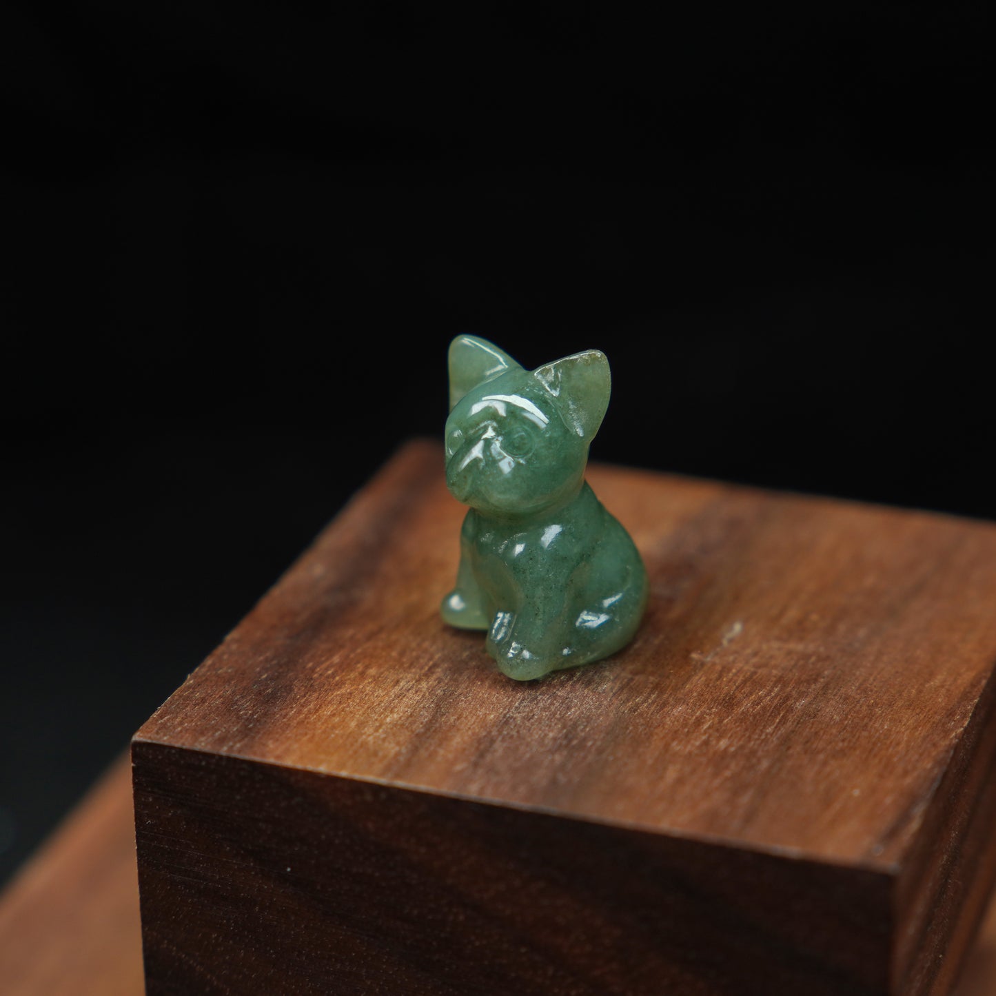 Jadeite Bulldog Figurine (Animal Totems Series)