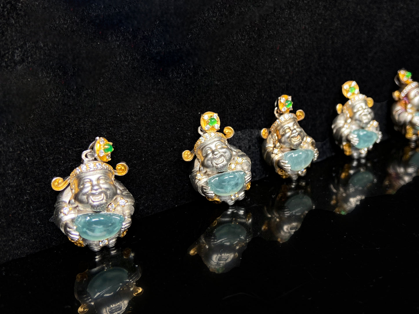 A aqua ingot fortune god group.