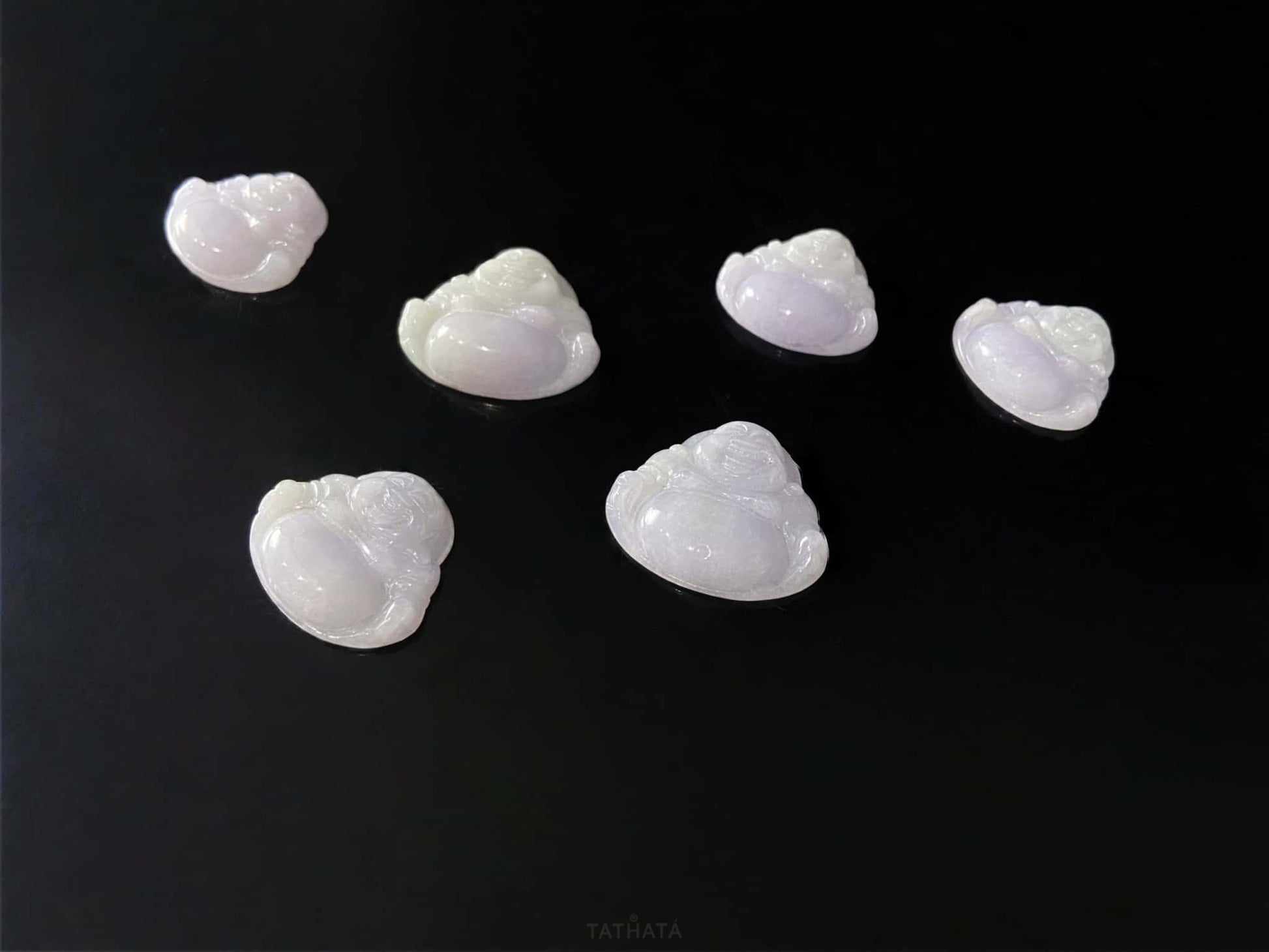 A lavender buddha bless loose jadeite.
