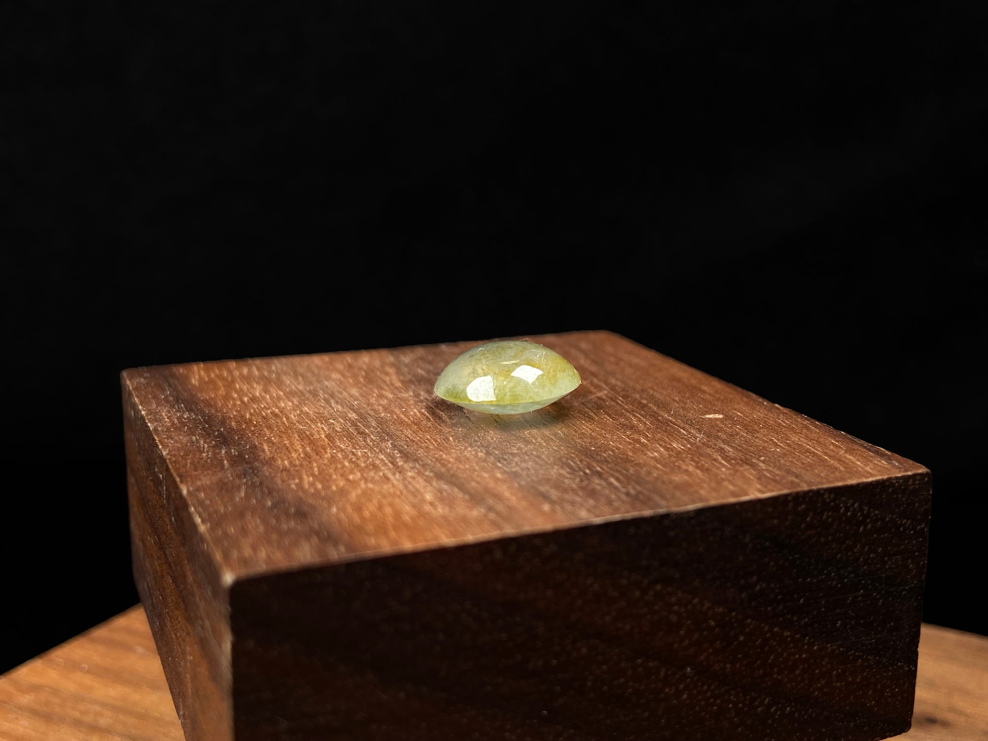 A frosted yellow icy loose jadeite.