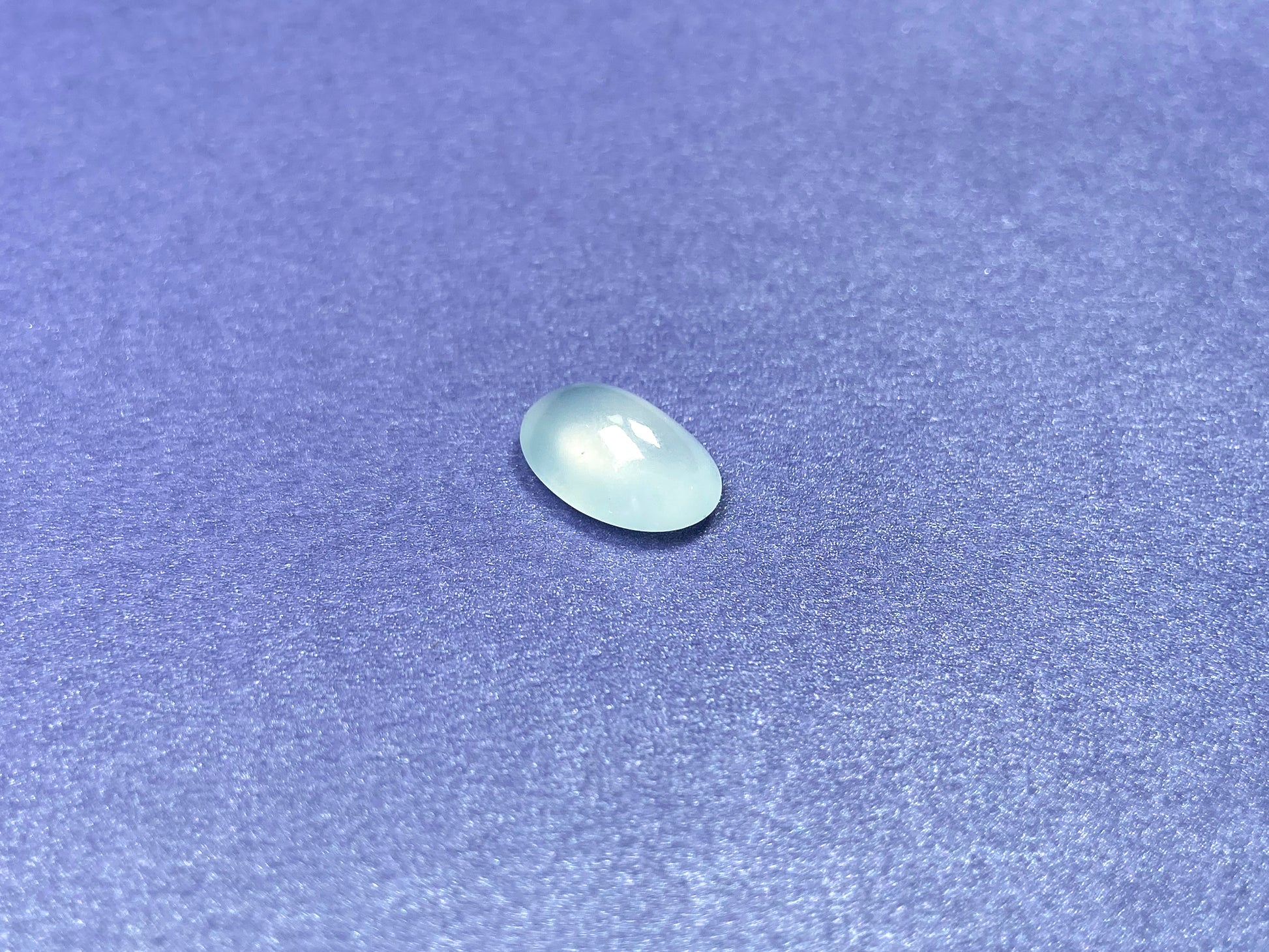 A clear frost icy loose jadeite.