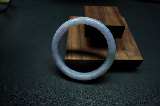 Lavender & Green Jadeite Bangle