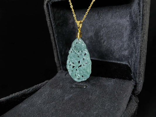 Celestial Lake Floral · Nature Guatemalan Jadeite Pendant