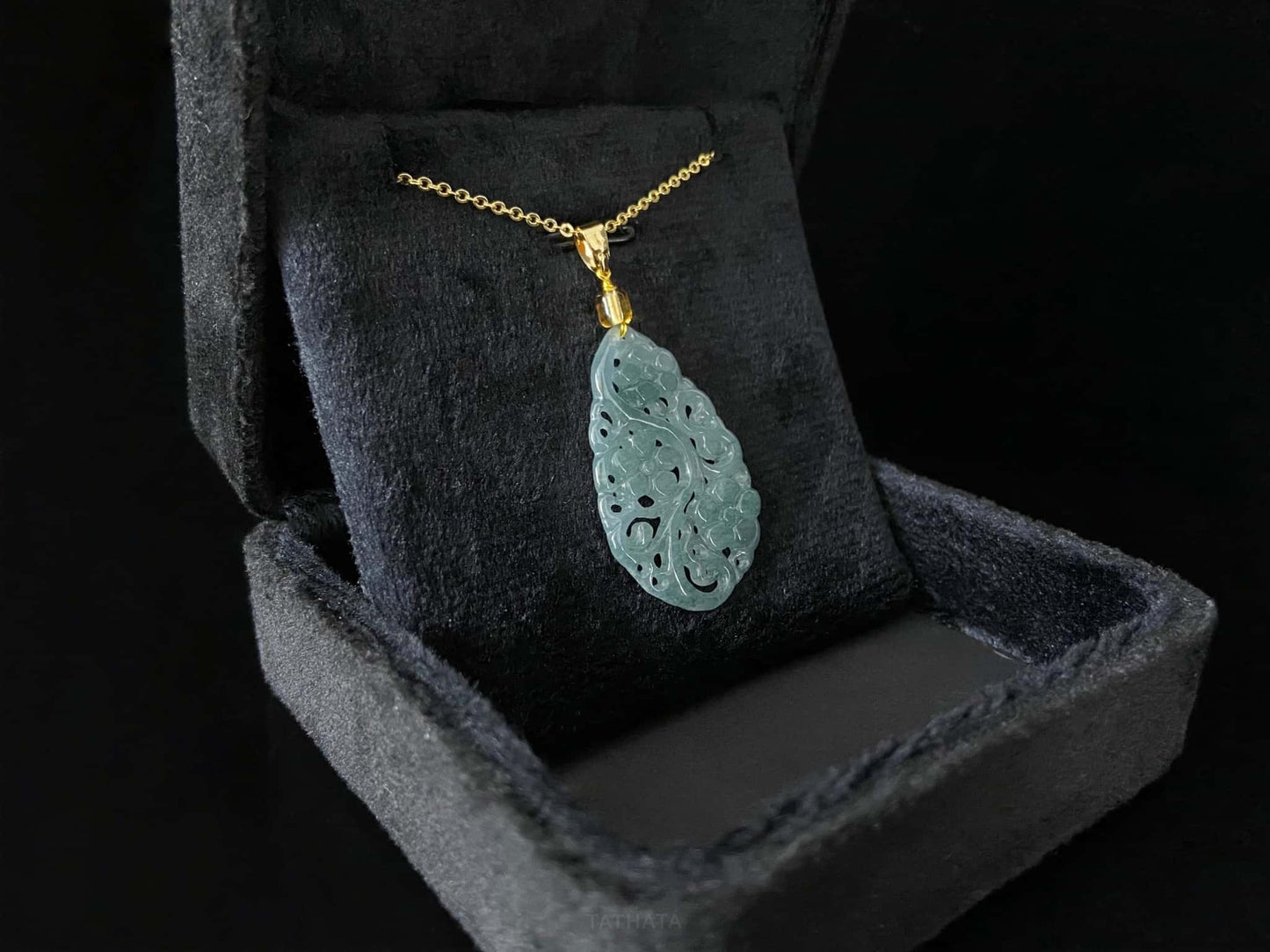 Celestial Lake Floral · Nature Guatemalan Jadeite Pendant
