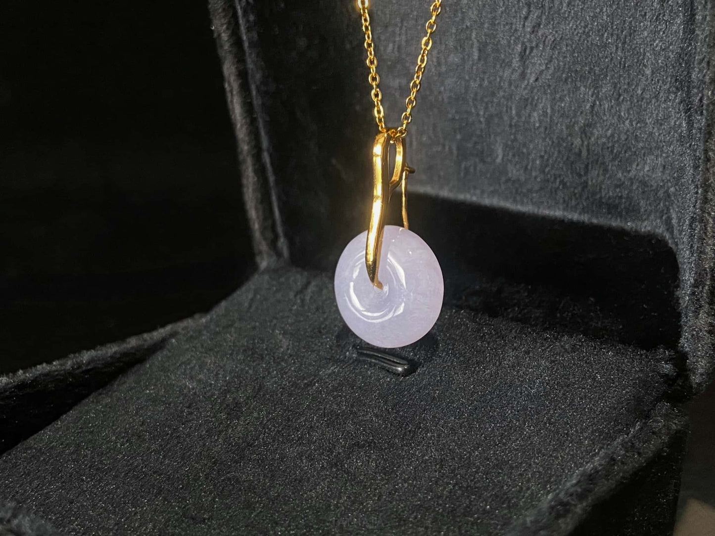Everyday Staple 💫 Pale Violet Peace Buckle · Nature Burmese Jadeite Pendant