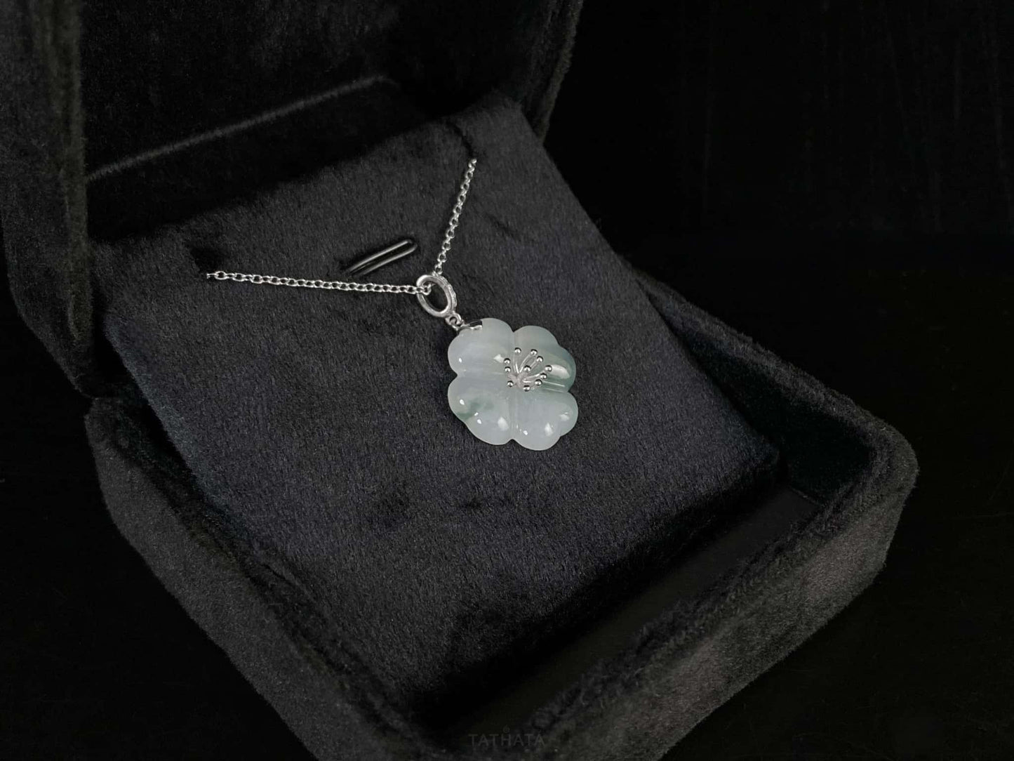Soft Smoke Ice Floral · Nature Guatemalan Jadeite Pendant