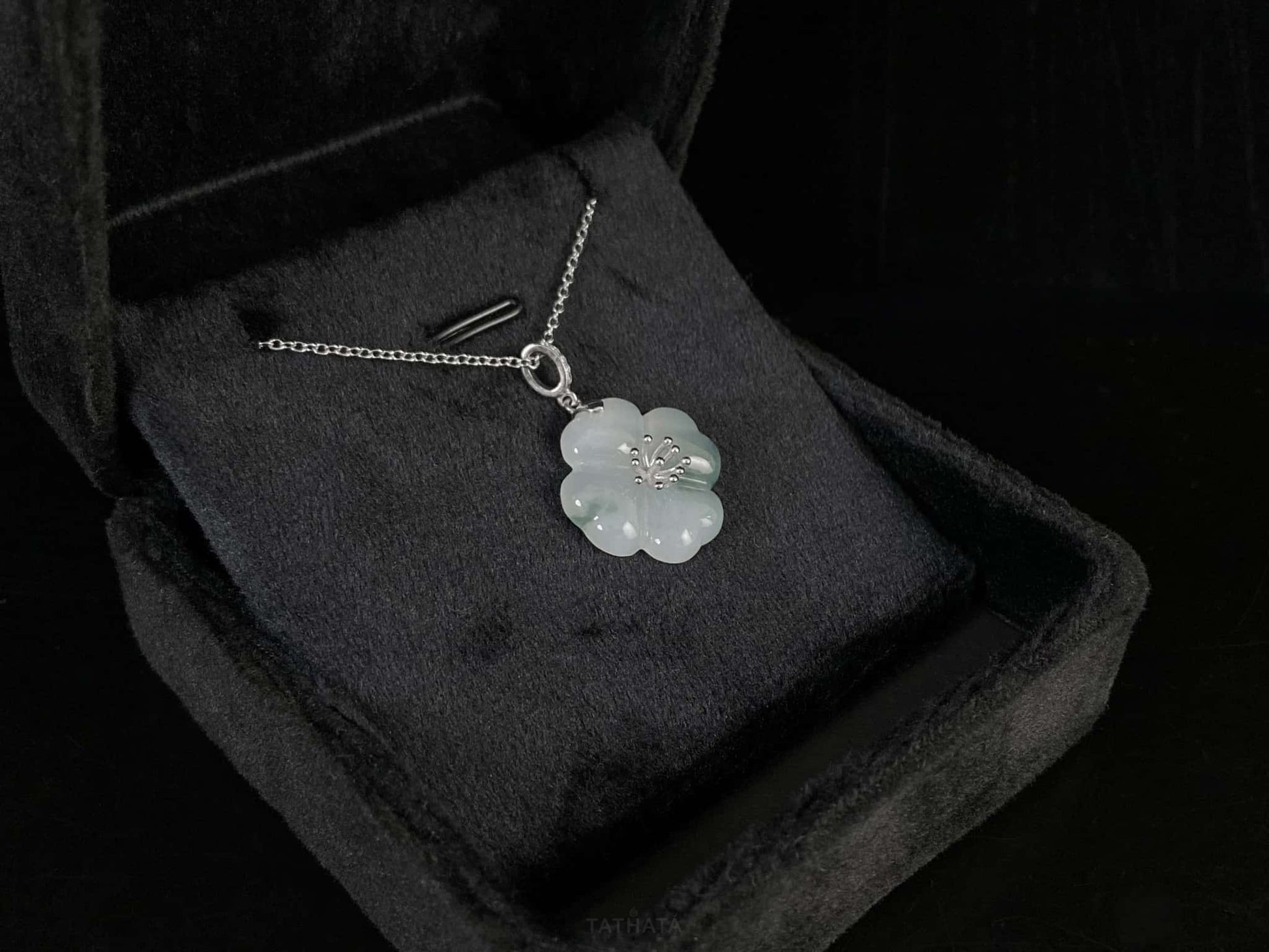 Soft Smoke Ice Floral · Nature Guatemalan Jadeite Pendant