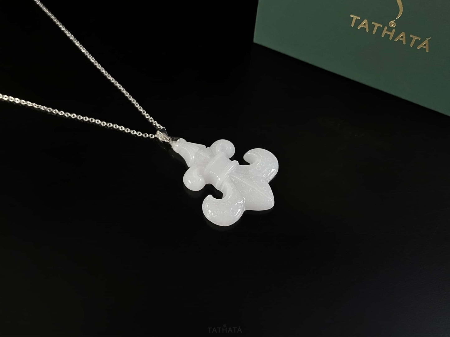 Pure White Fleur-de-lis · Nature Burmese Jadeite Pendant