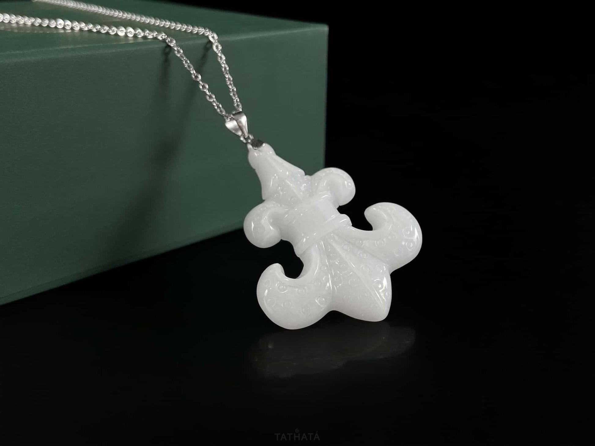 Pure White Fleur-de-lis · Nature Burmese Jadeite Pendant