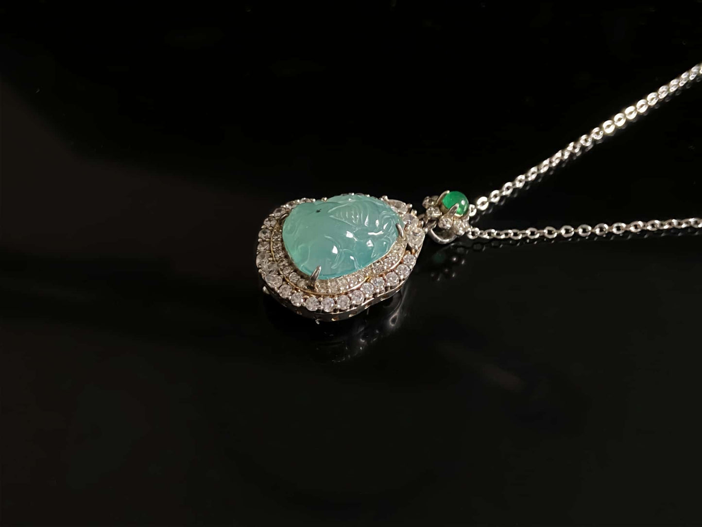 A ice mint pixiu jadeite pendant.