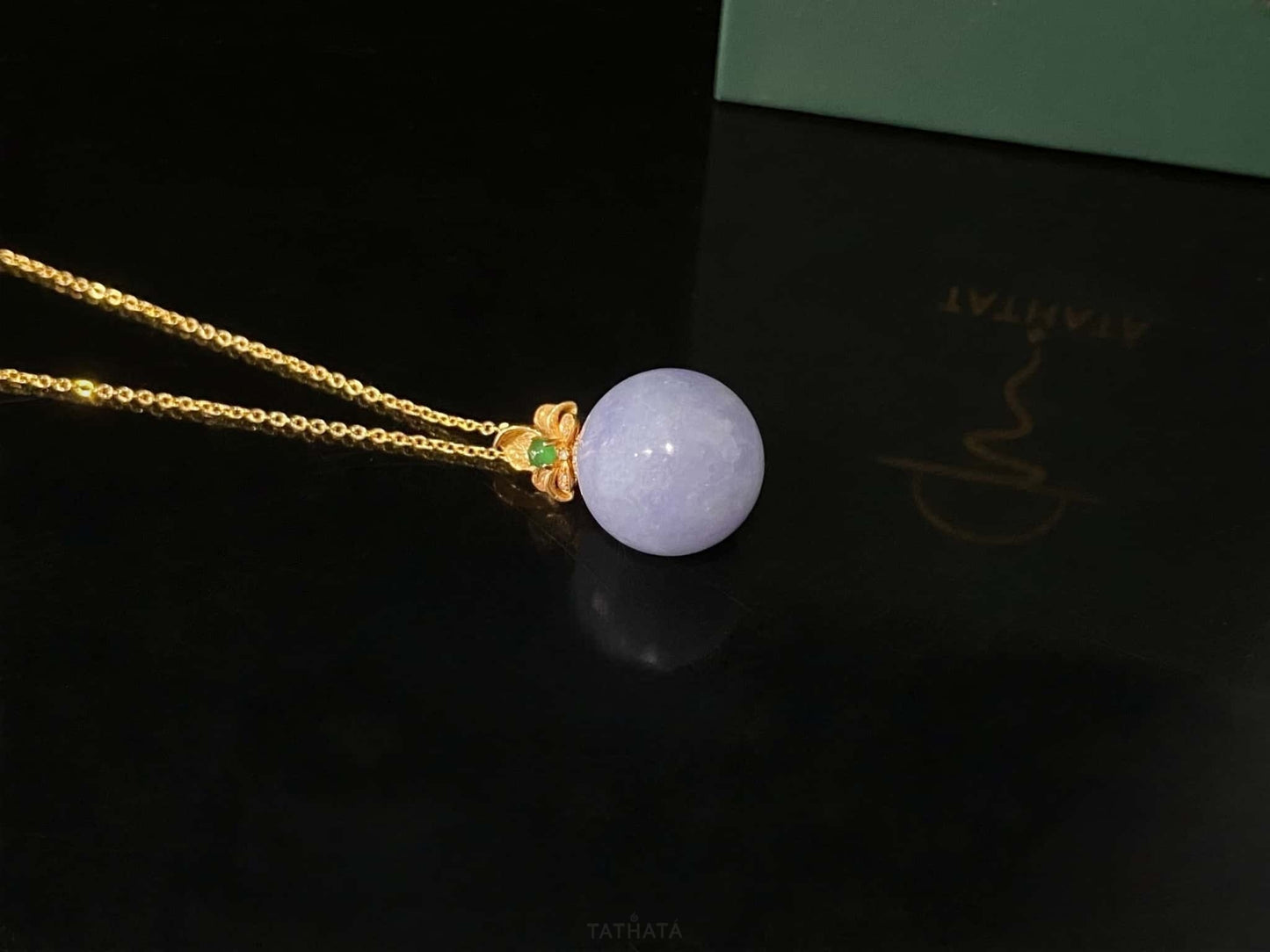 A lavender dew ball loose jadeite.