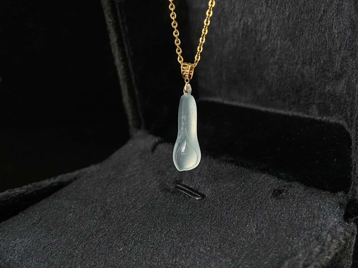 Icy Mist Clear Orchid · Nature Burmese Jadeite Pendant