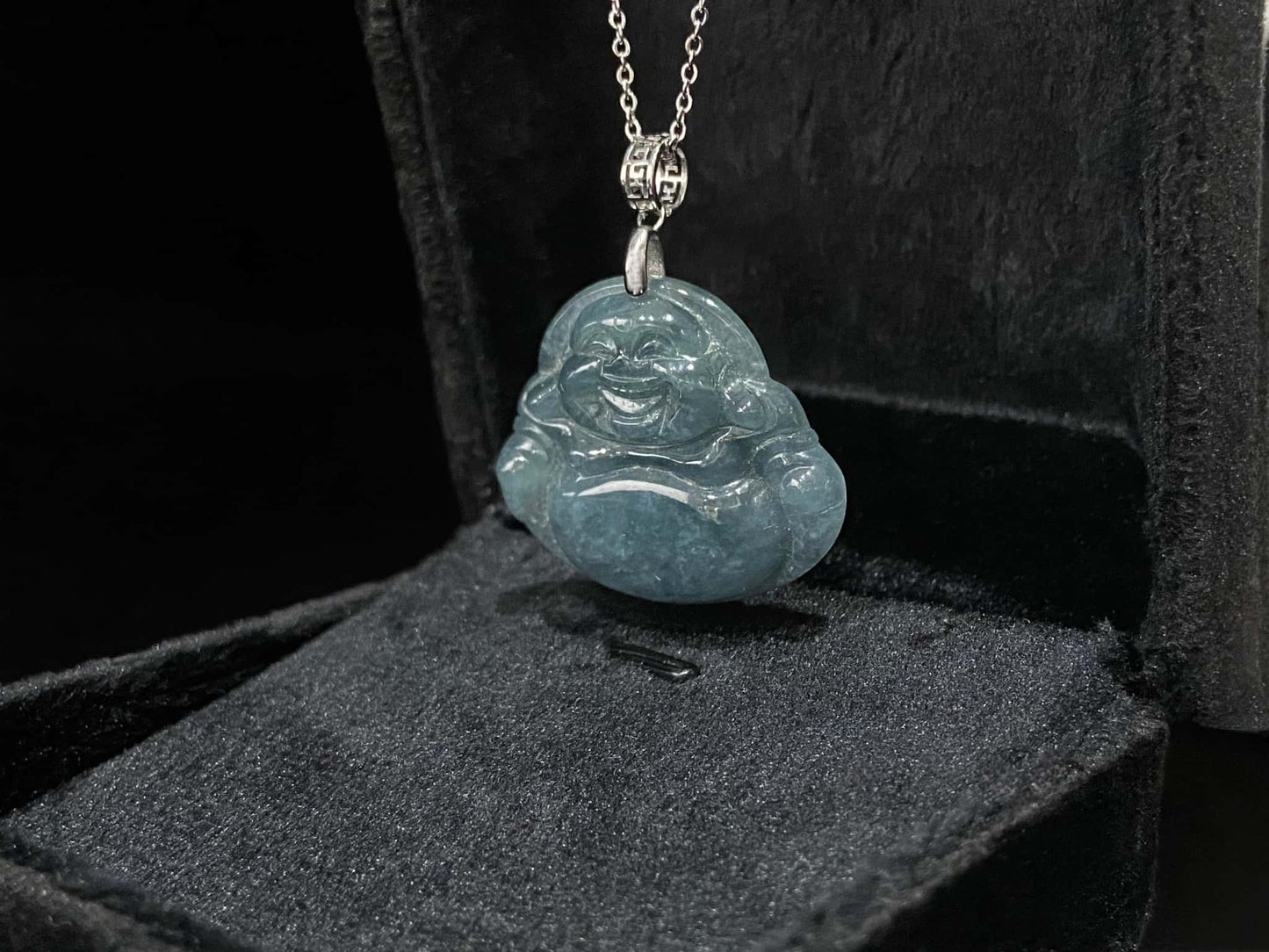 A blue buddha bless loose jadeite.