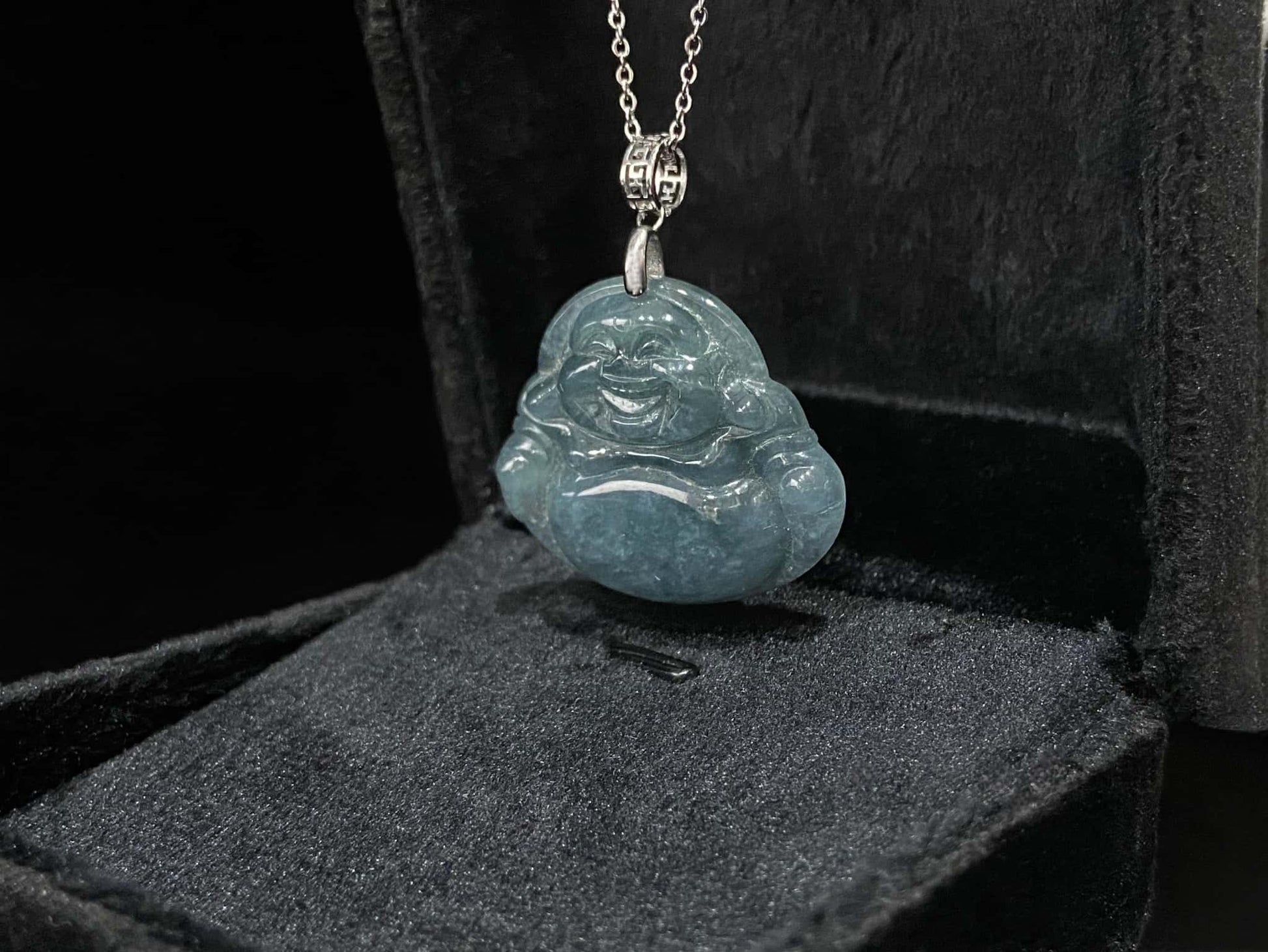 A blue buddha bless loose jadeite.