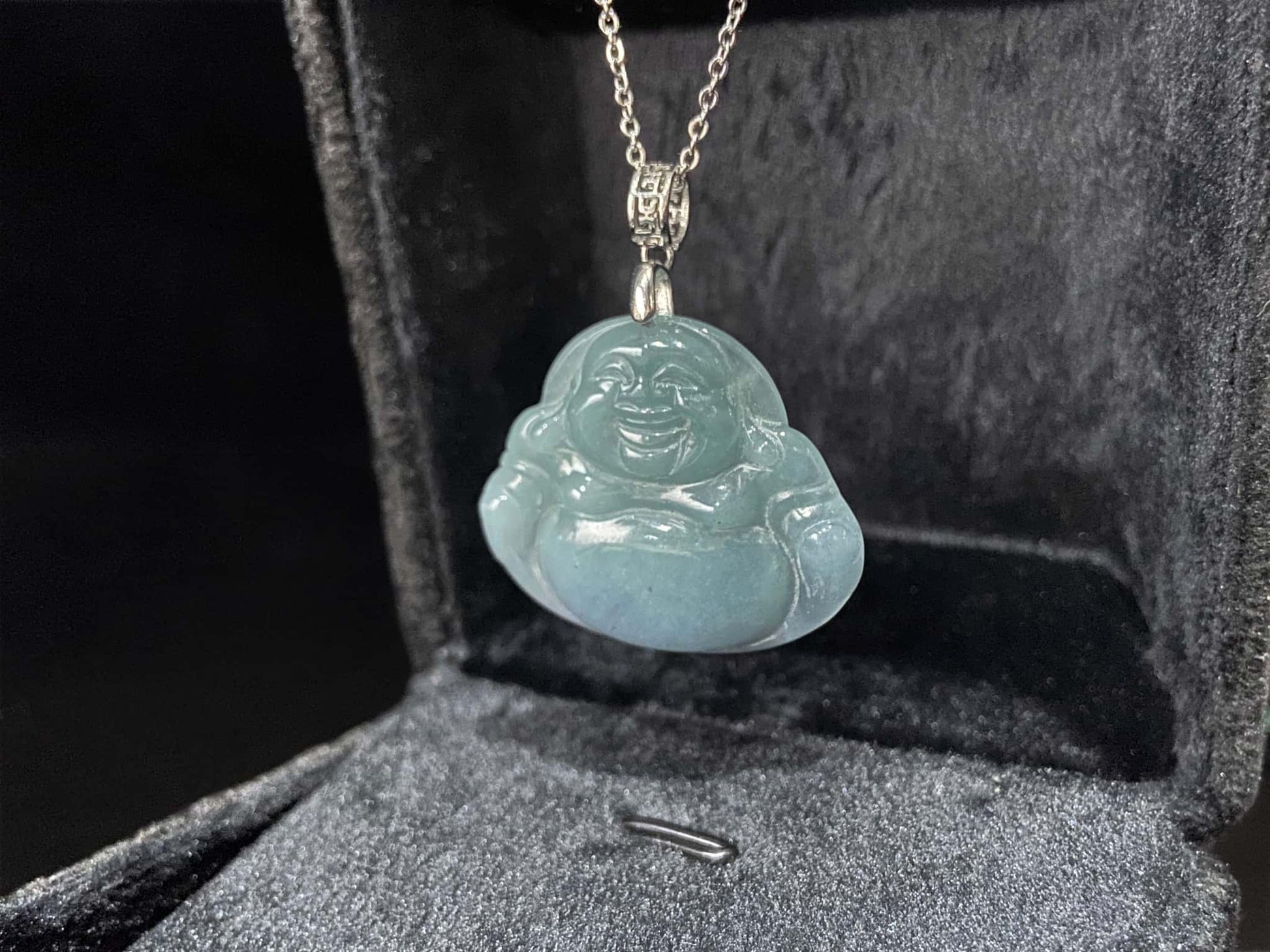 A blue buddha bless loose jadeite.