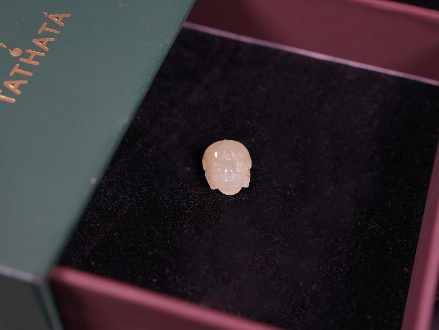 A warm yellow Pixiu loose jadeite.