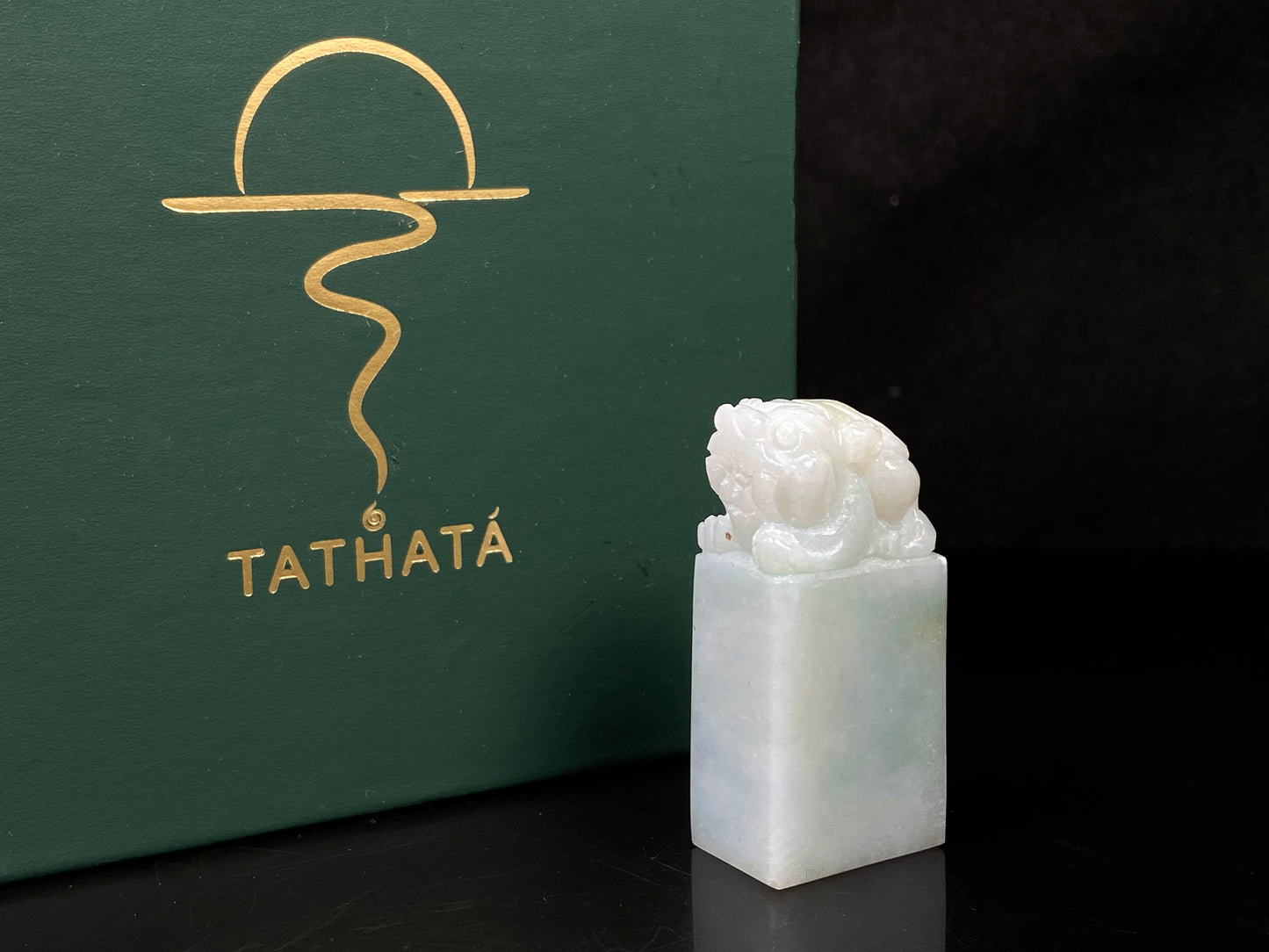 A pale green pixiu guardian seal loose jadeite.