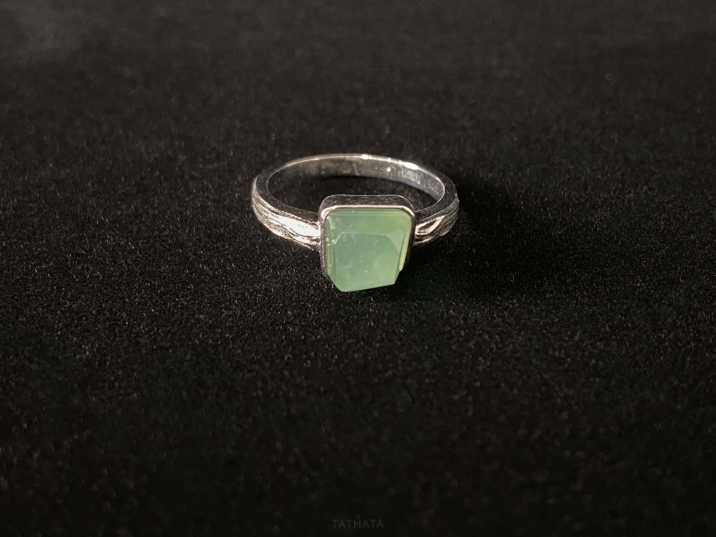 A mint sugar cube jadeite ring.