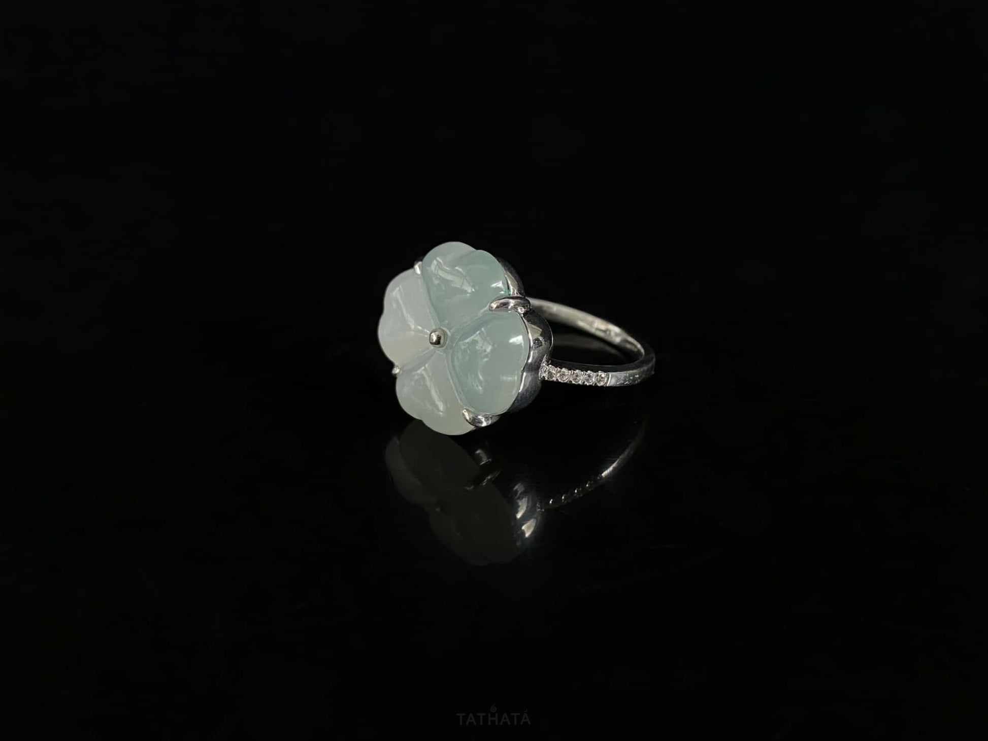 Misty Stream Green Lucky · Nature Burmese Jadeite Ring (18mm)