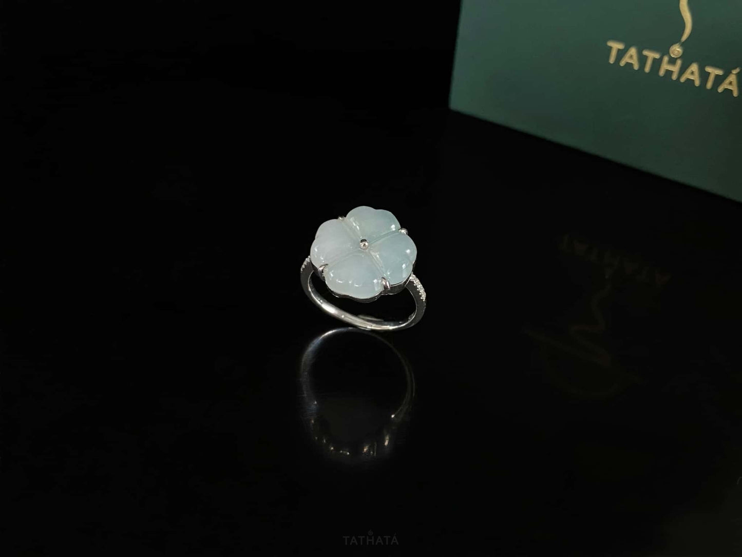 Misty Stream Green Lucky · Nature Burmese Jadeite Ring (18mm)